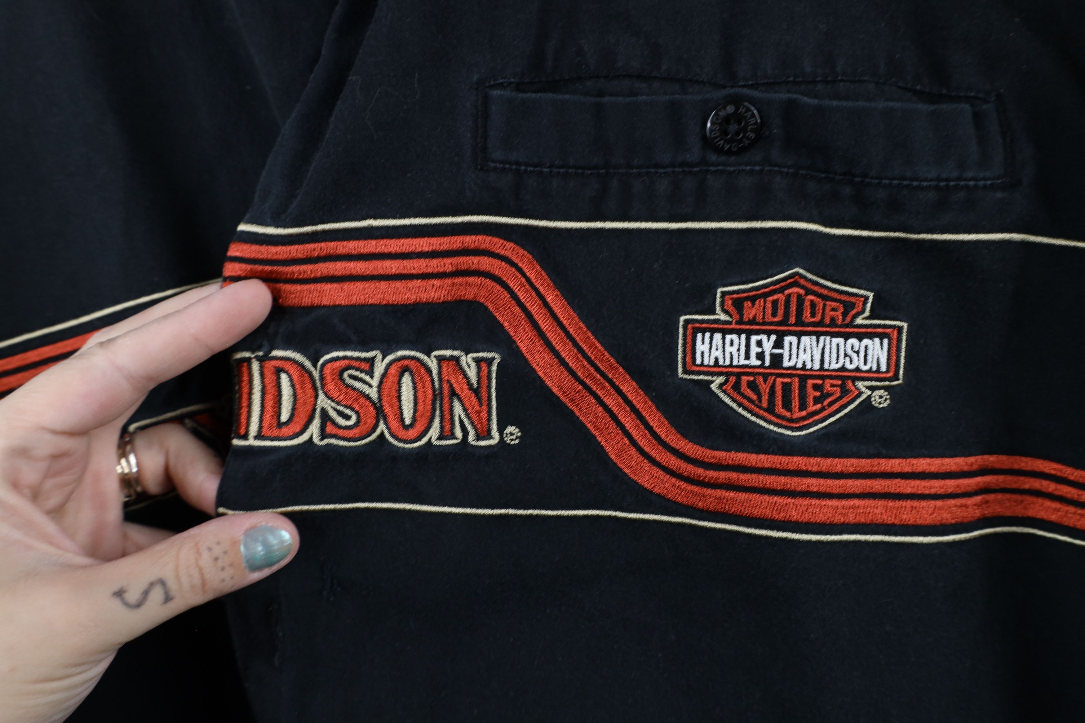Harley Davidson × Vintage Vintage 90s Harley Davidson Spell Out Mechanic Button Shirt Size US L / EU 52-54 / 3 - 7 Thumbnail