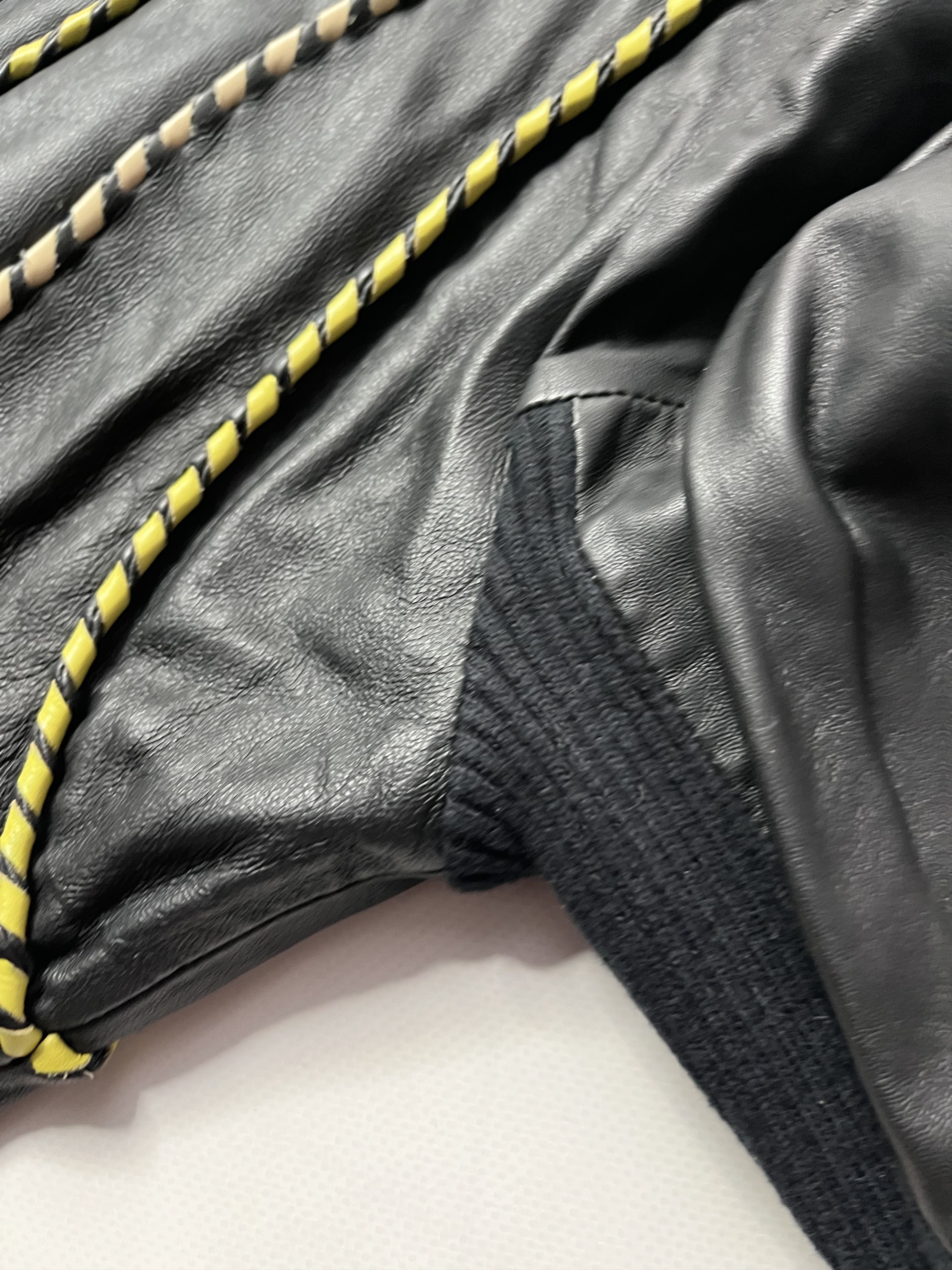 Roberto Cavalli Roberto Cavalli leather jacket Size L / US 10 / IT 46 - 23 Thumbnail