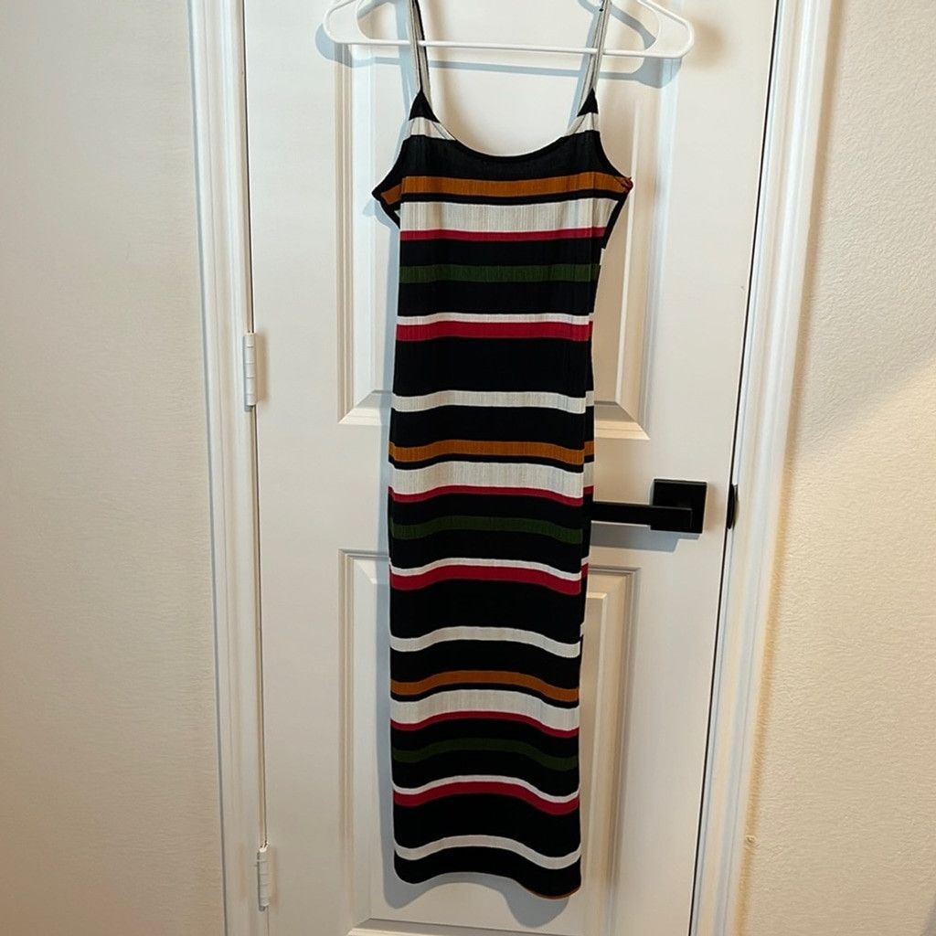 Forever 21 Black Striped Fitted Sundress - M Size M / US 6-8 / IT 42-44 - 1 Thumbnail