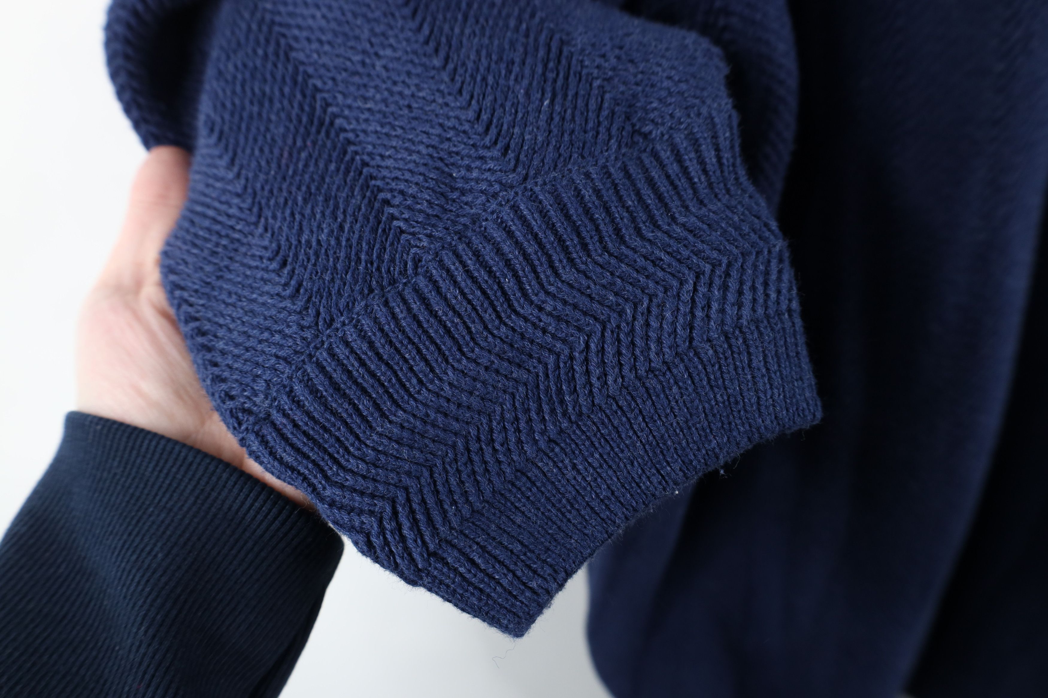 Vintage Vintage 90s Streetwear Fit Herringbone Knit Crewneck Sweater Size US L / EU 52-54 / 3 - 7 Thumbnail