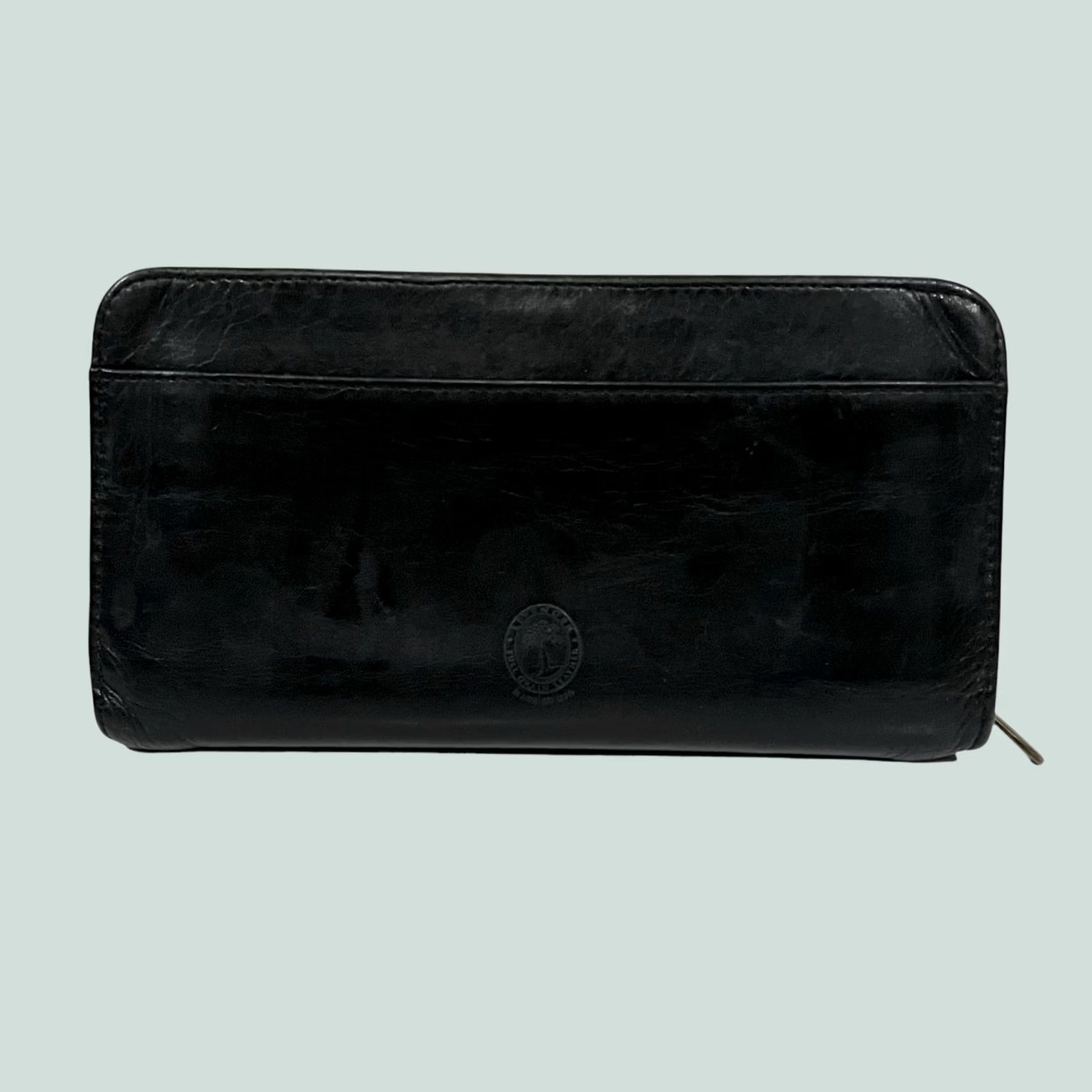 Revenge Levenger Black Full Grain Leather Wallet Zip Around Organizer Made in USA Wallet Unisex Mens Womens 7.5" x 4" x 1" Size ONE SIZE - 1 Thumbnail