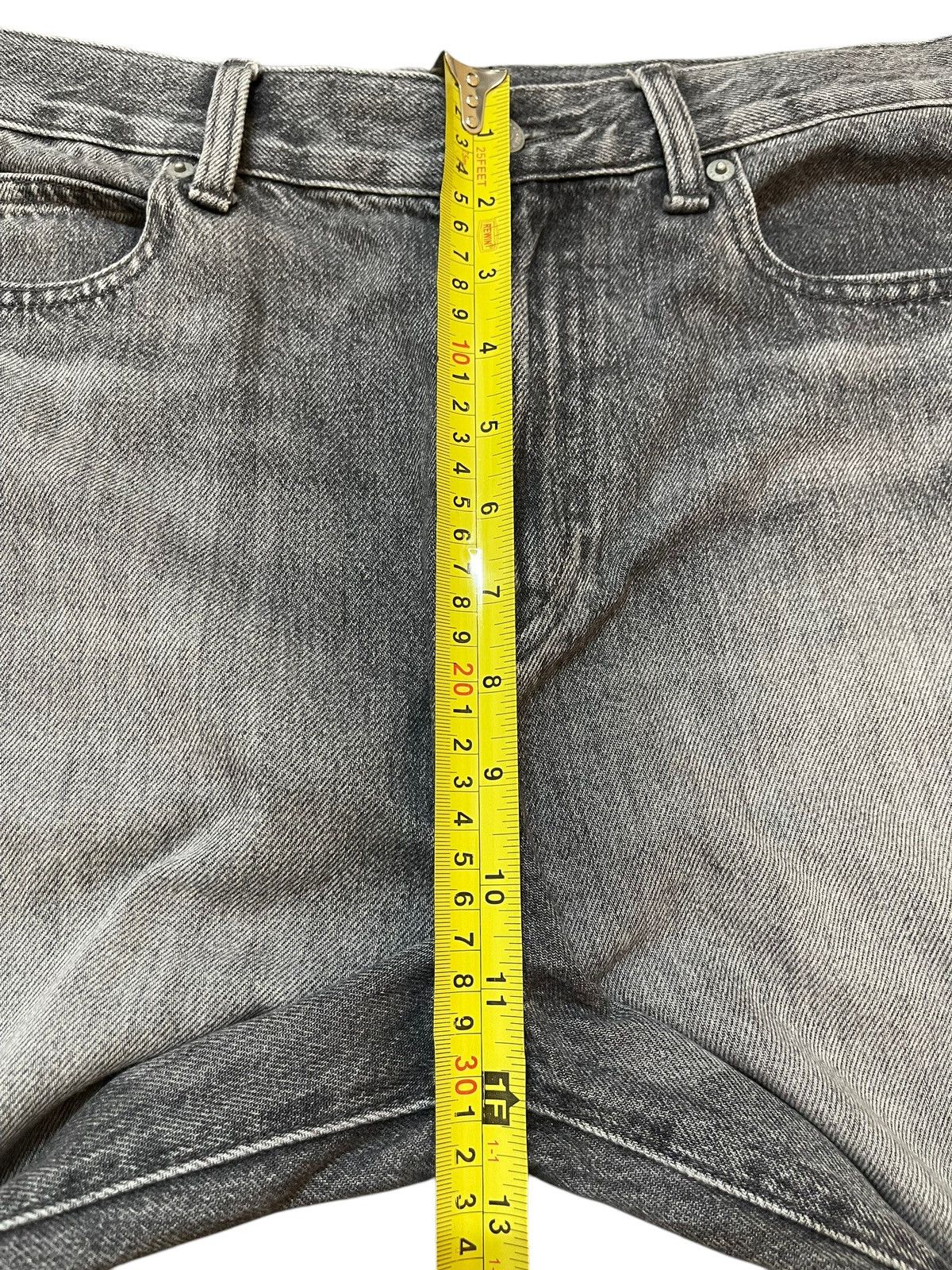 Uniqlo Vintage Japanese Uniqlo Faded Wash Style Baggy Jeans Size US 32 / EU 48 - 15 Thumbnail