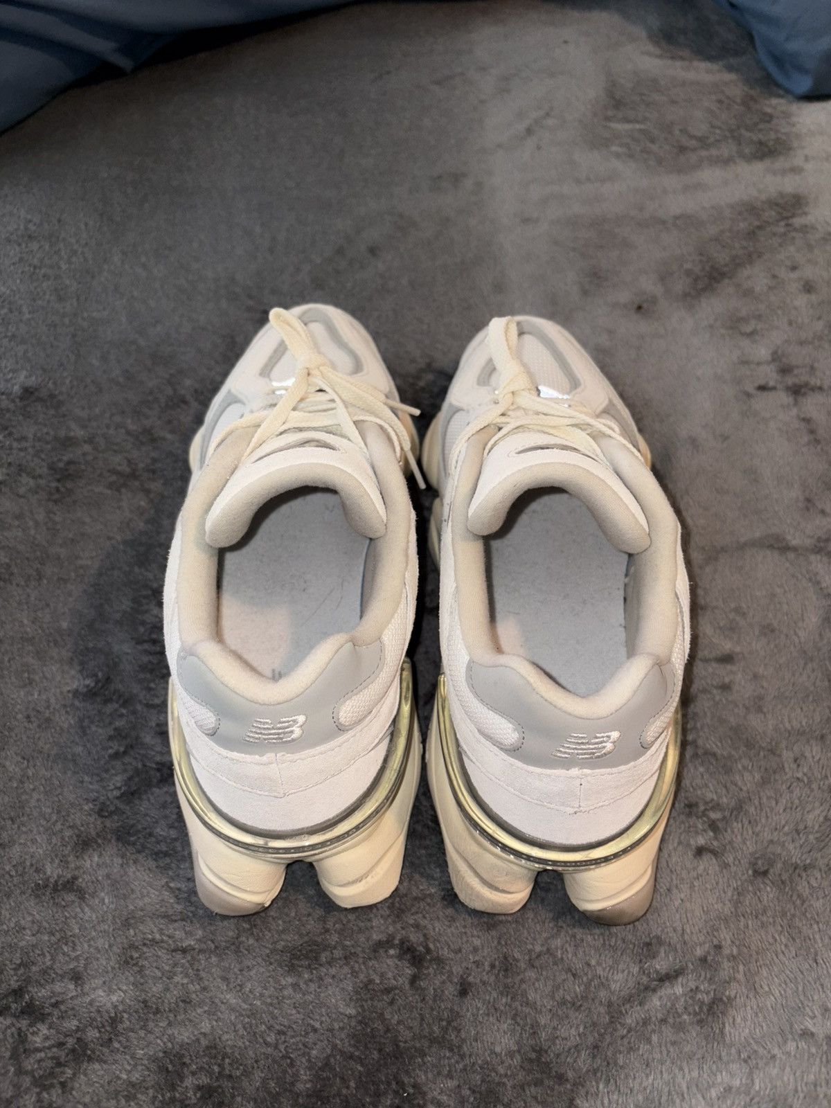 New Balance New Balance 9060 Sea salt with concrete and silver metallic Size US 9 / EU 42 - 5 Thumbnail