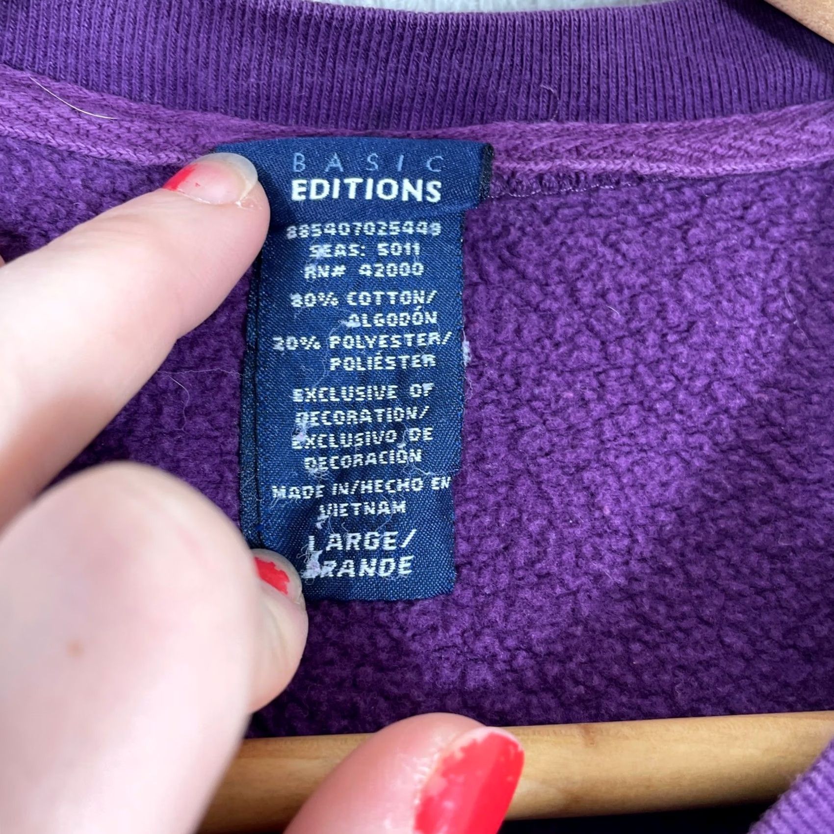 Basic Editions VINTAGE Sweatshirt Women Large Purple Embroidered Butterfly Floral Cottagecore Size L / US 10 / IT 46 - 3 Thumbnail