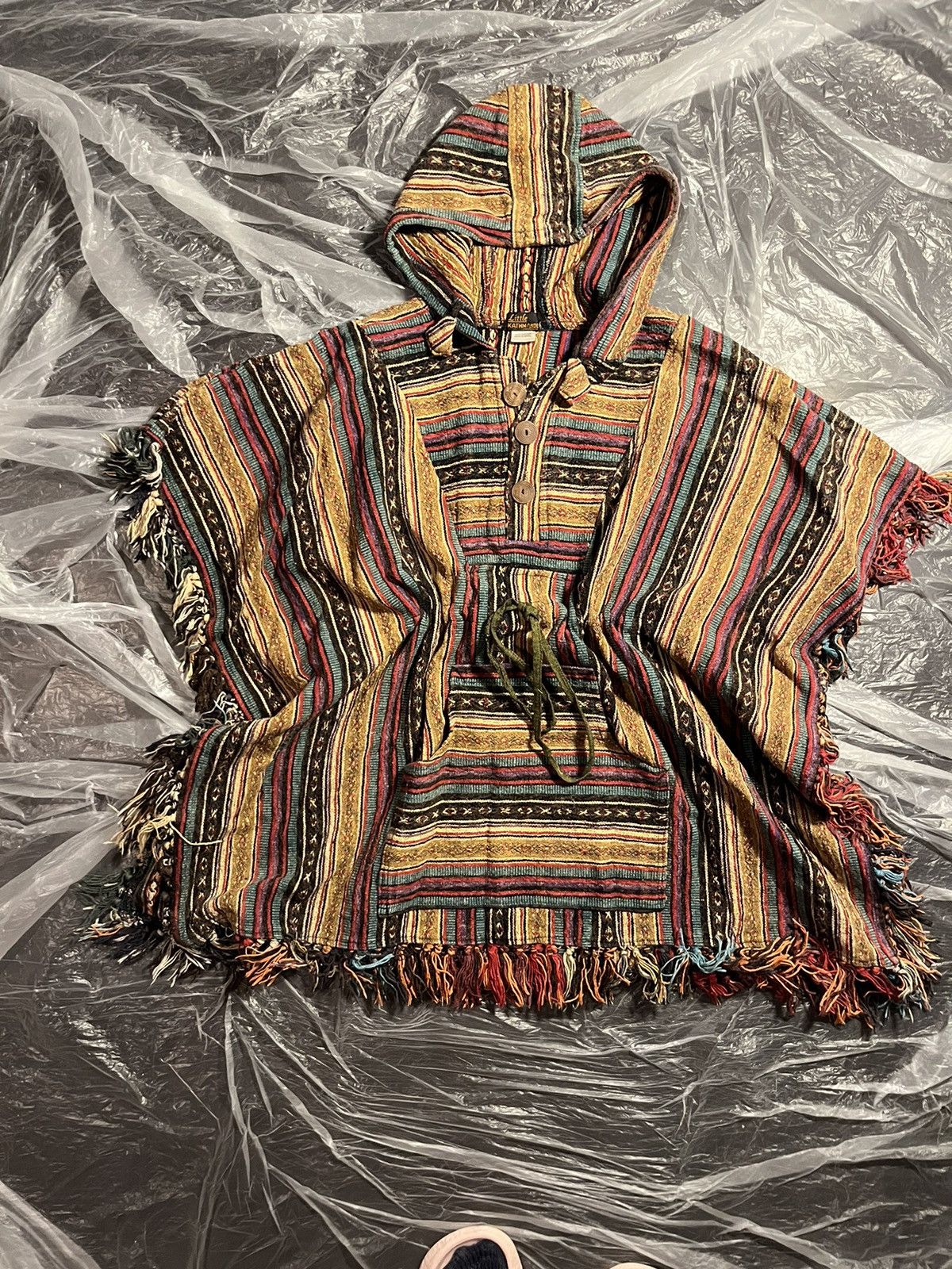 Vintage Little Kathmandu Poncho (Handmade in Nepal) Size US L / EU 52-54 / 3 - 1 Thumbnail