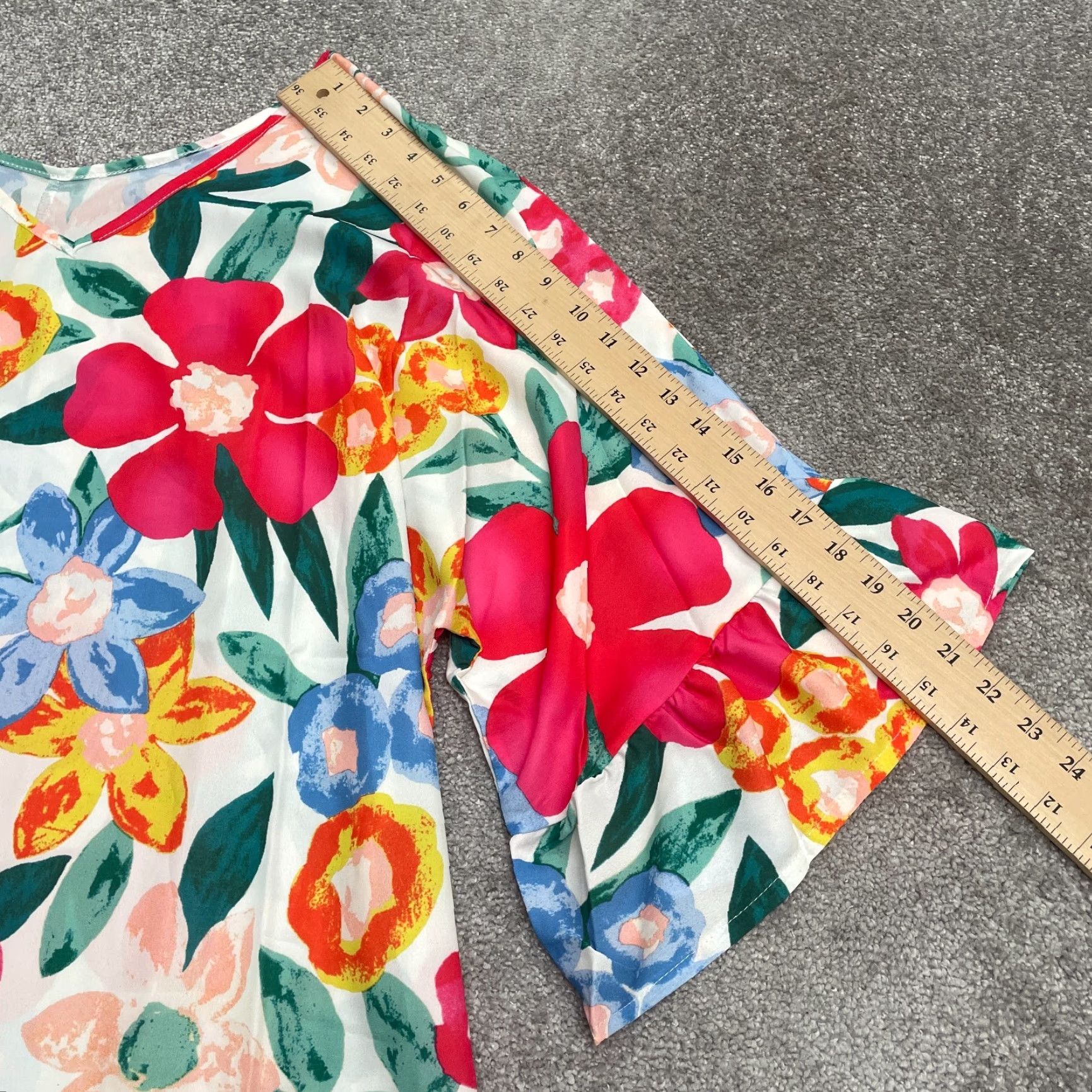 Bell Unbranded Floral Blouse Womens 2XL Multicolor V-Neck Bell Sleeve Summer Top NWT Size XXL / US 16-18 / IT 52-54 - 5 Thumbnail