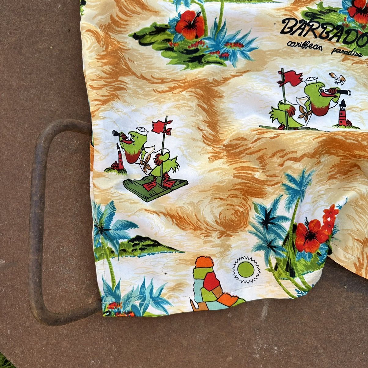 Hypebeast Vintage Crazy Shirts Hawaiian Size S Button Up Barbados Size US S / EU 44-46 / 1 - 13 Thumbnail