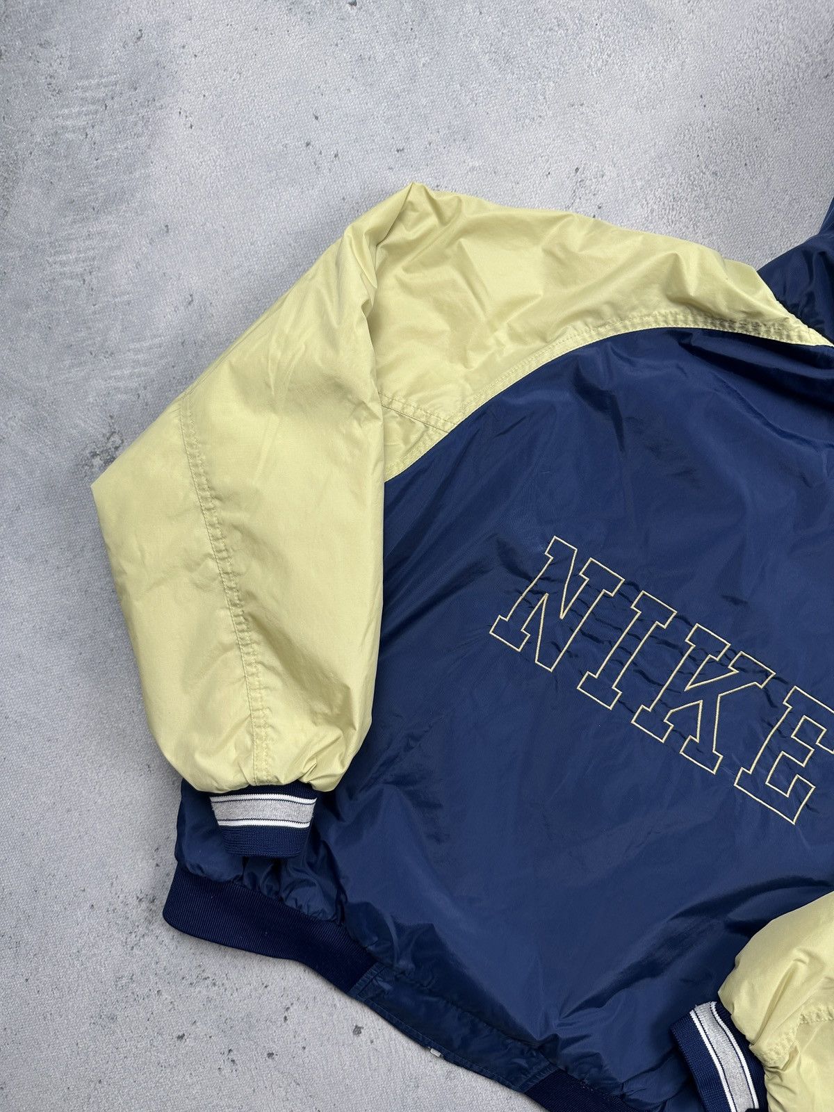 Nike Vintage Nike two-tone Hooded Jacket Blue Yellow 90s Varsity Size M / US 6-8 / IT 42-44 - 7 Thumbnail