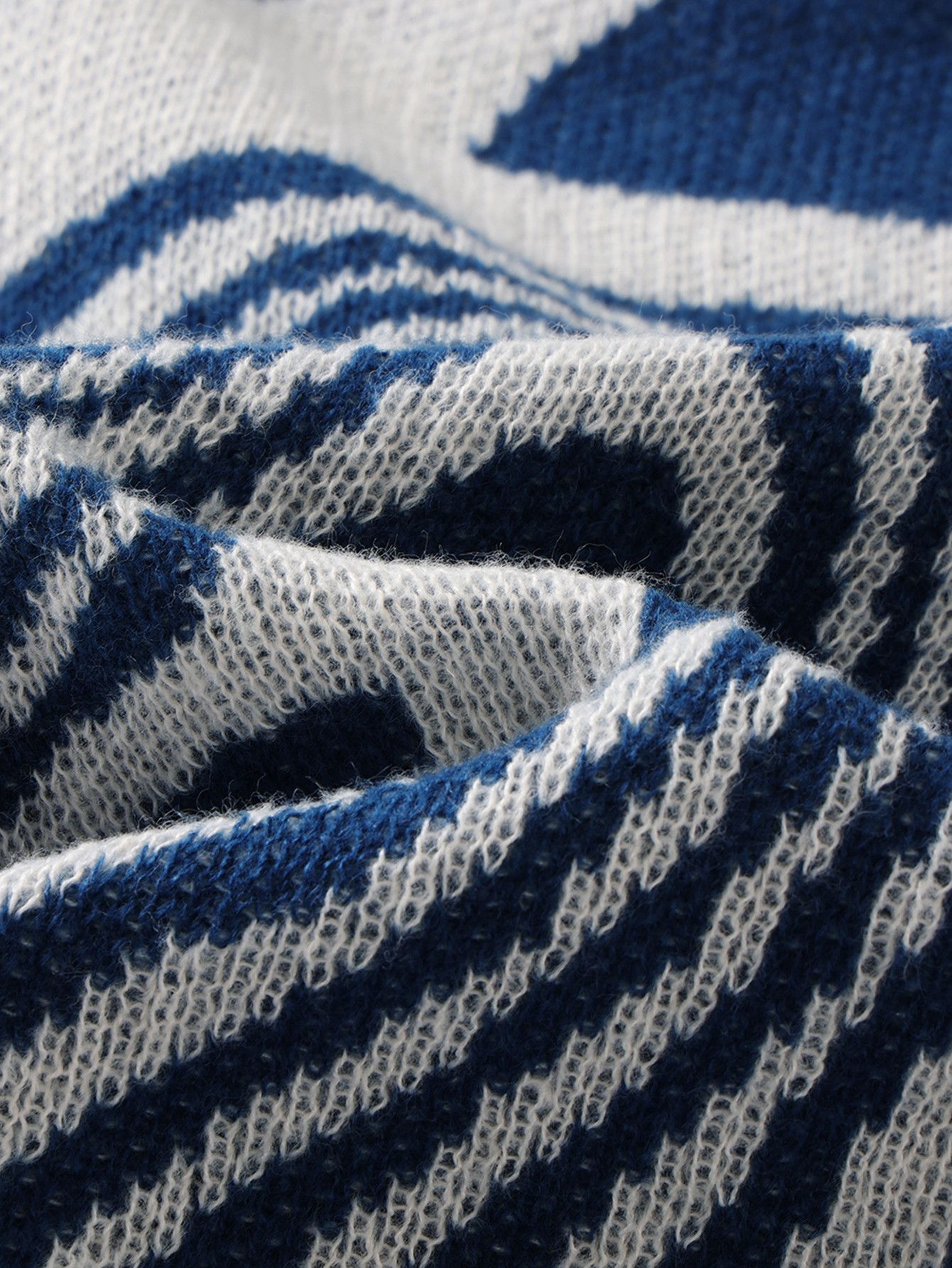 Japanese Brand Maze Jacquard Pullover Sweater Knitted Size US M / EU 48-50 / 2 - 7 Thumbnail