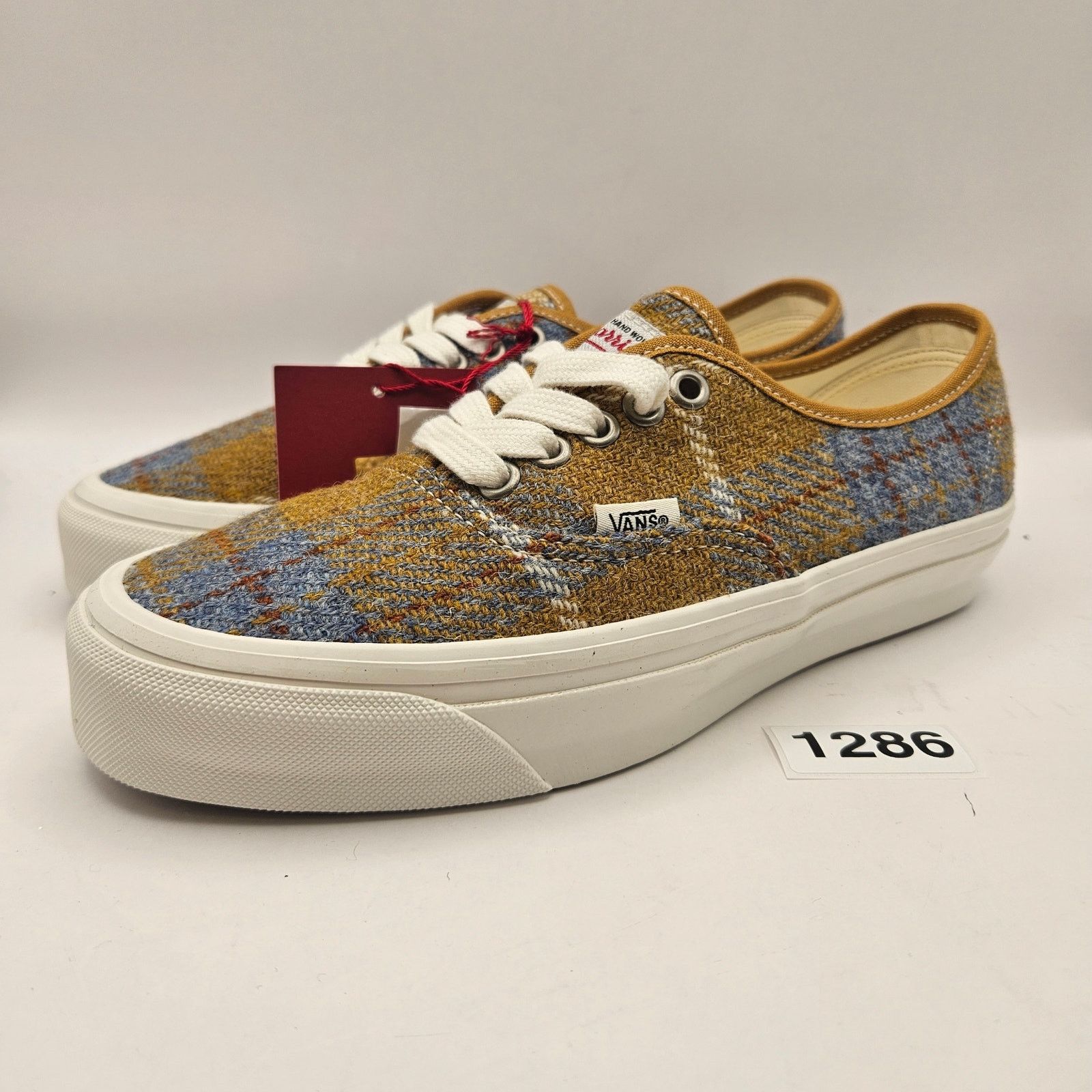 Vans VANS X HARRIS TWEED WOMEN'S 8 AUTHENTIC LOW TOP SNEAKER Size US 8 / IT 38 - 1 Thumbnail
