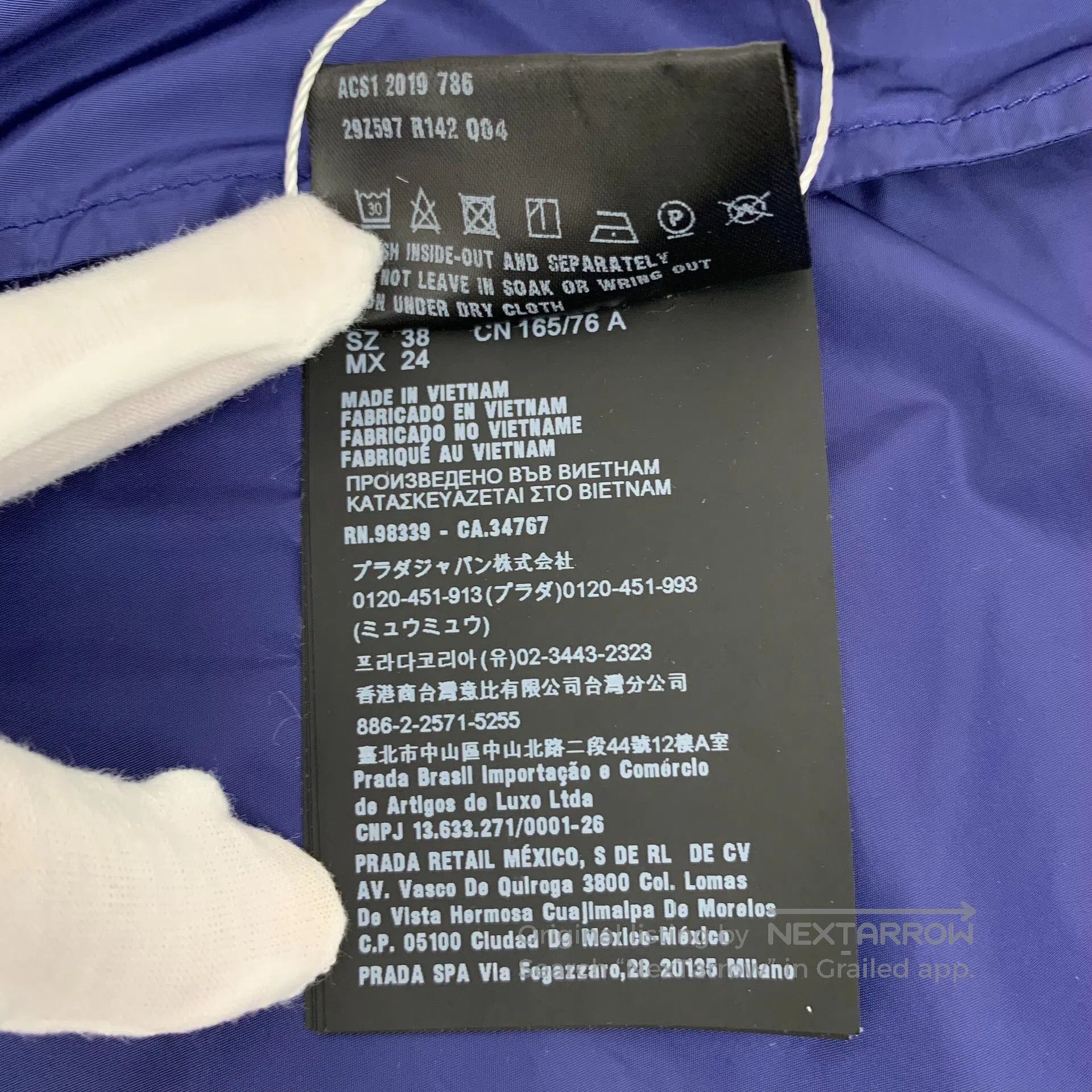 Prada Prada Dark blue triangle logo hooded zip long sleeve jacke Size US M / EU 48-50 / 2 - 9 Thumbnail
