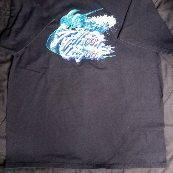 Disney Vintage 80s Disney Designs Typhoon Lagoon Neon T-Shirt Size US XL / EU 56 / 4 - 3 Thumbnail
