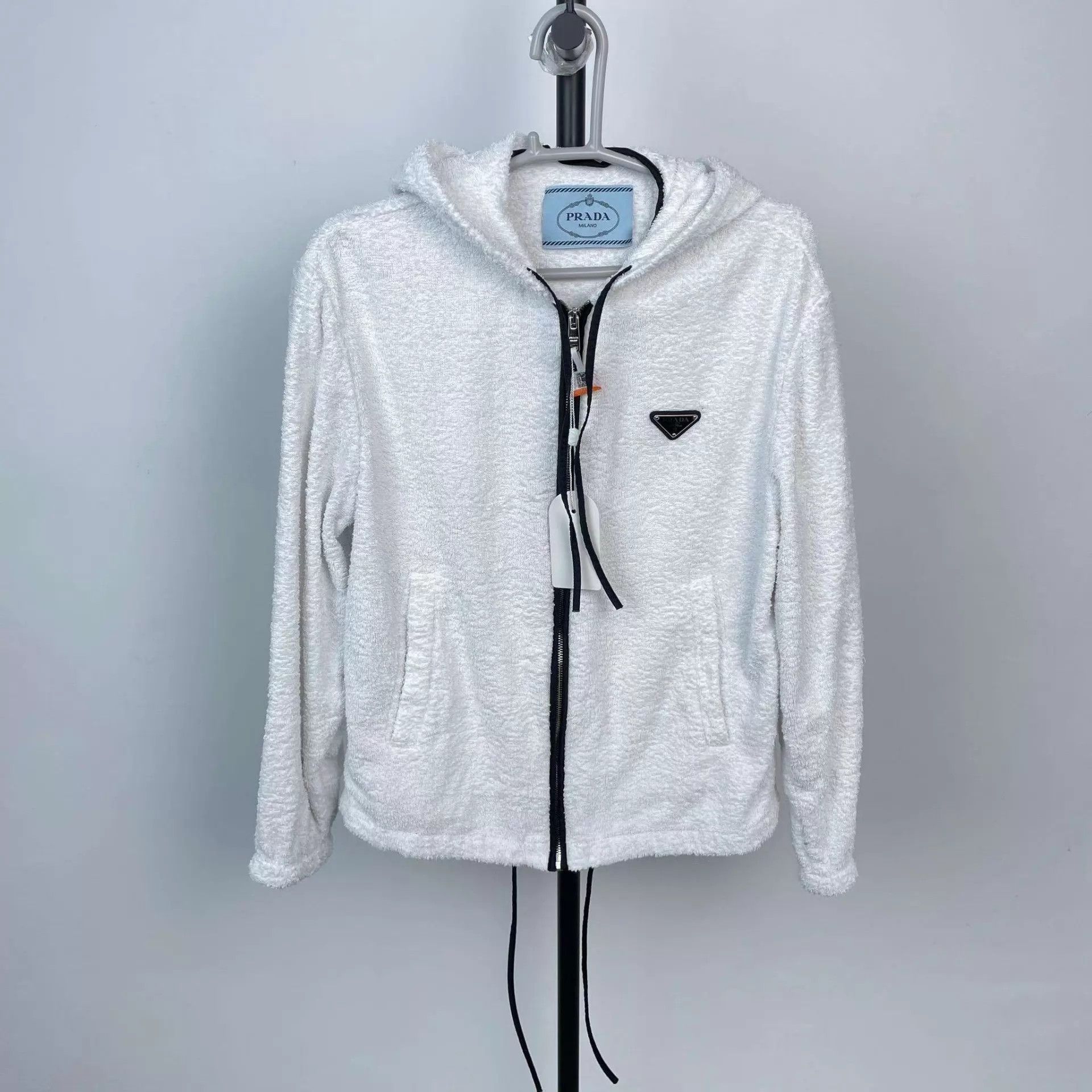 Prada Prada white hoodie size 38 Size XS / US 0-2 / IT 36-38 - 1 Thumbnail