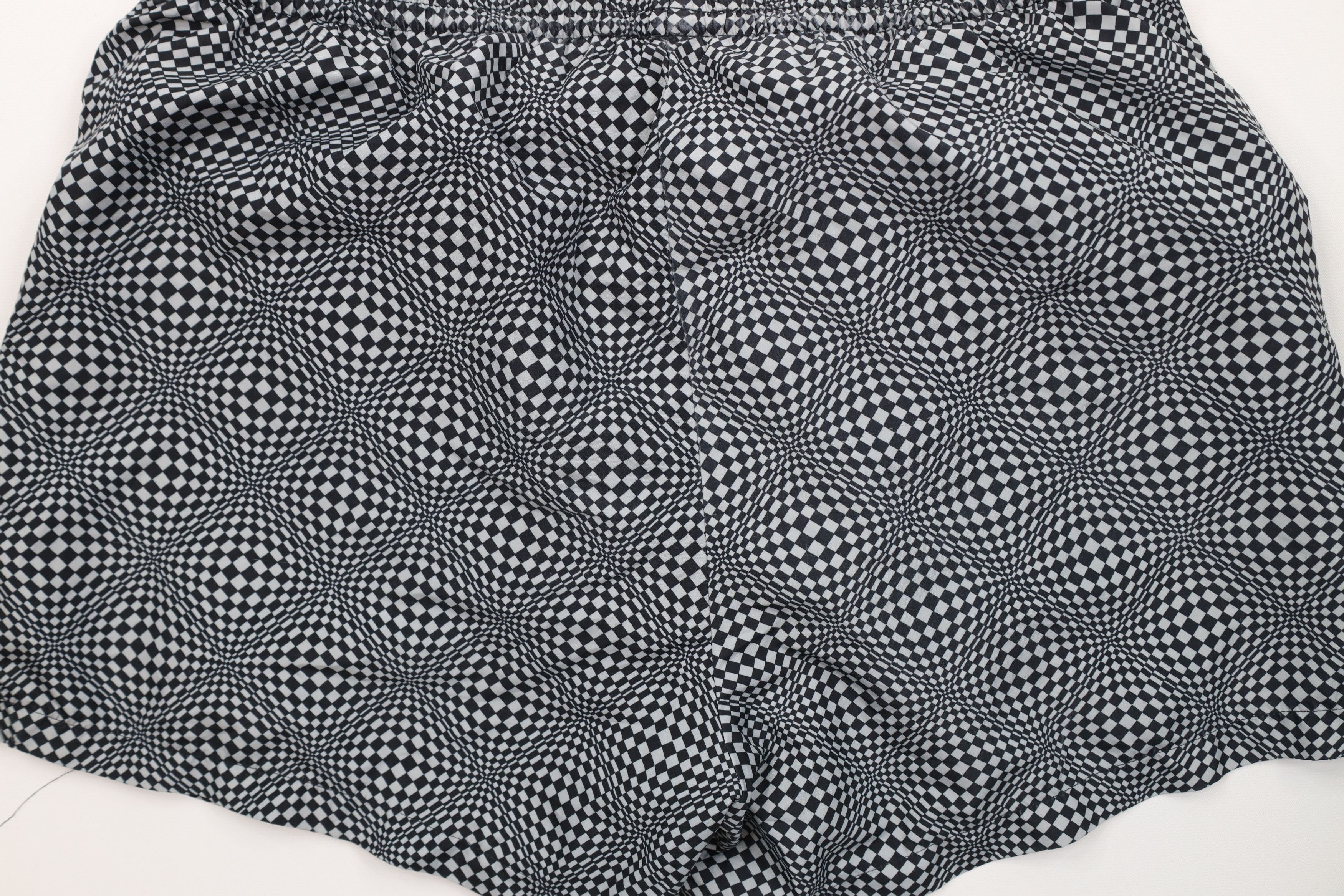 Nike Vintage 90s Nike Mini Swoosh Lined Running Shorts Trippy Size US 32 / EU 48 - 11 Thumbnail