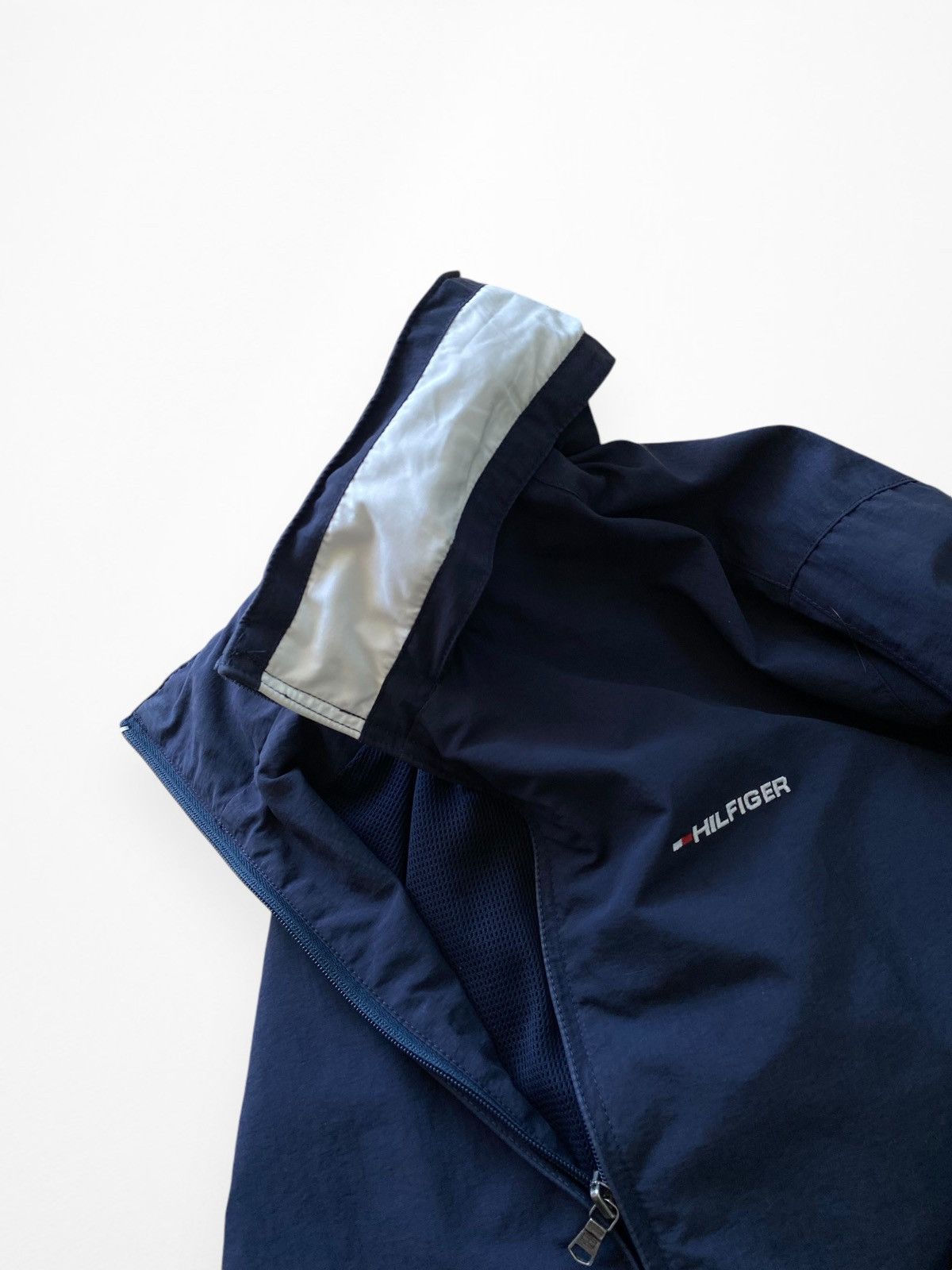 Tommy Hilfiger × Vintage Tommy Hilfiger Vintage Logo hooded jacket Size US M / EU 48-50 / 2 - 3 Thumbnail