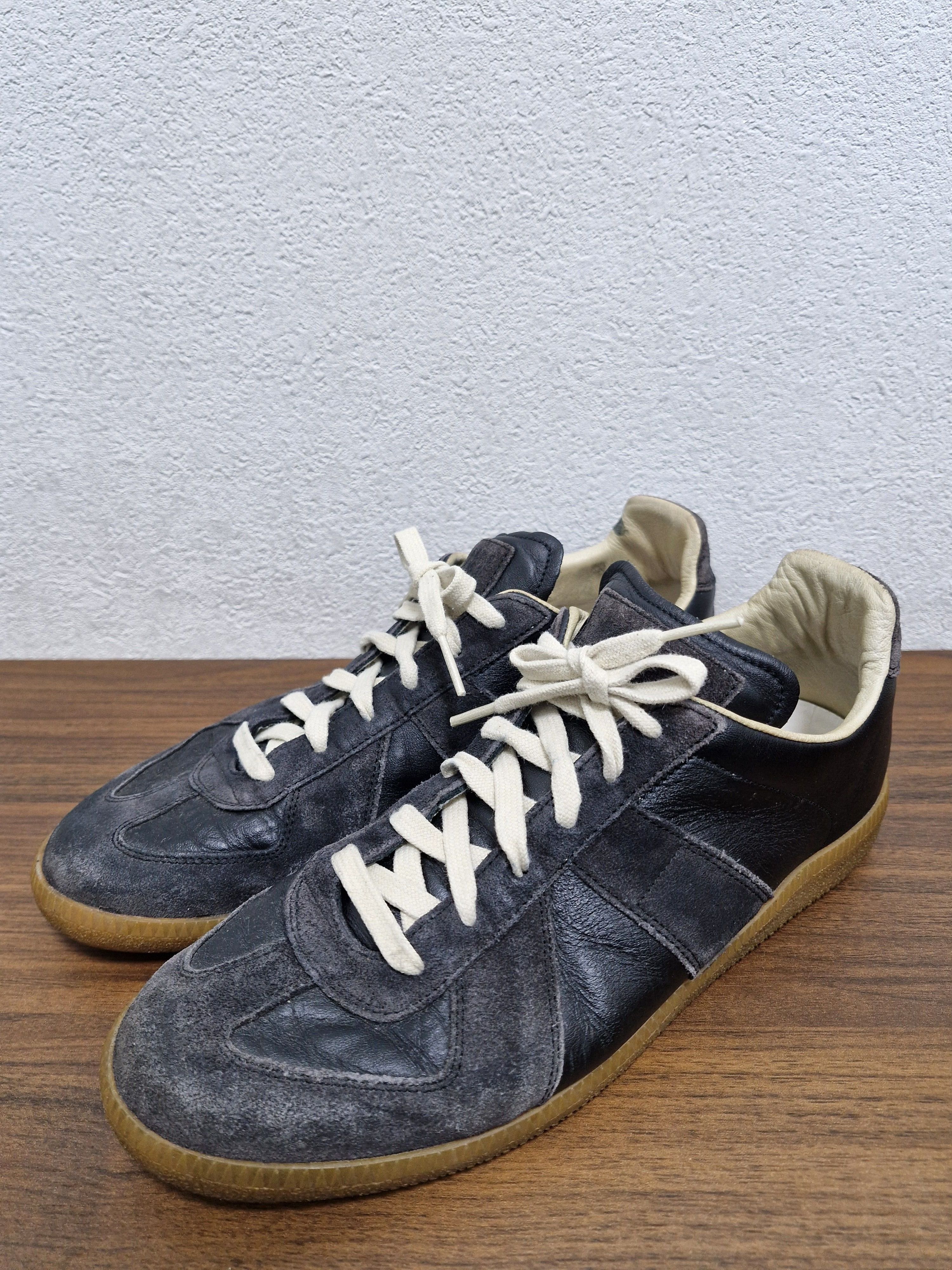 MAISON MARGIELA Black GATs