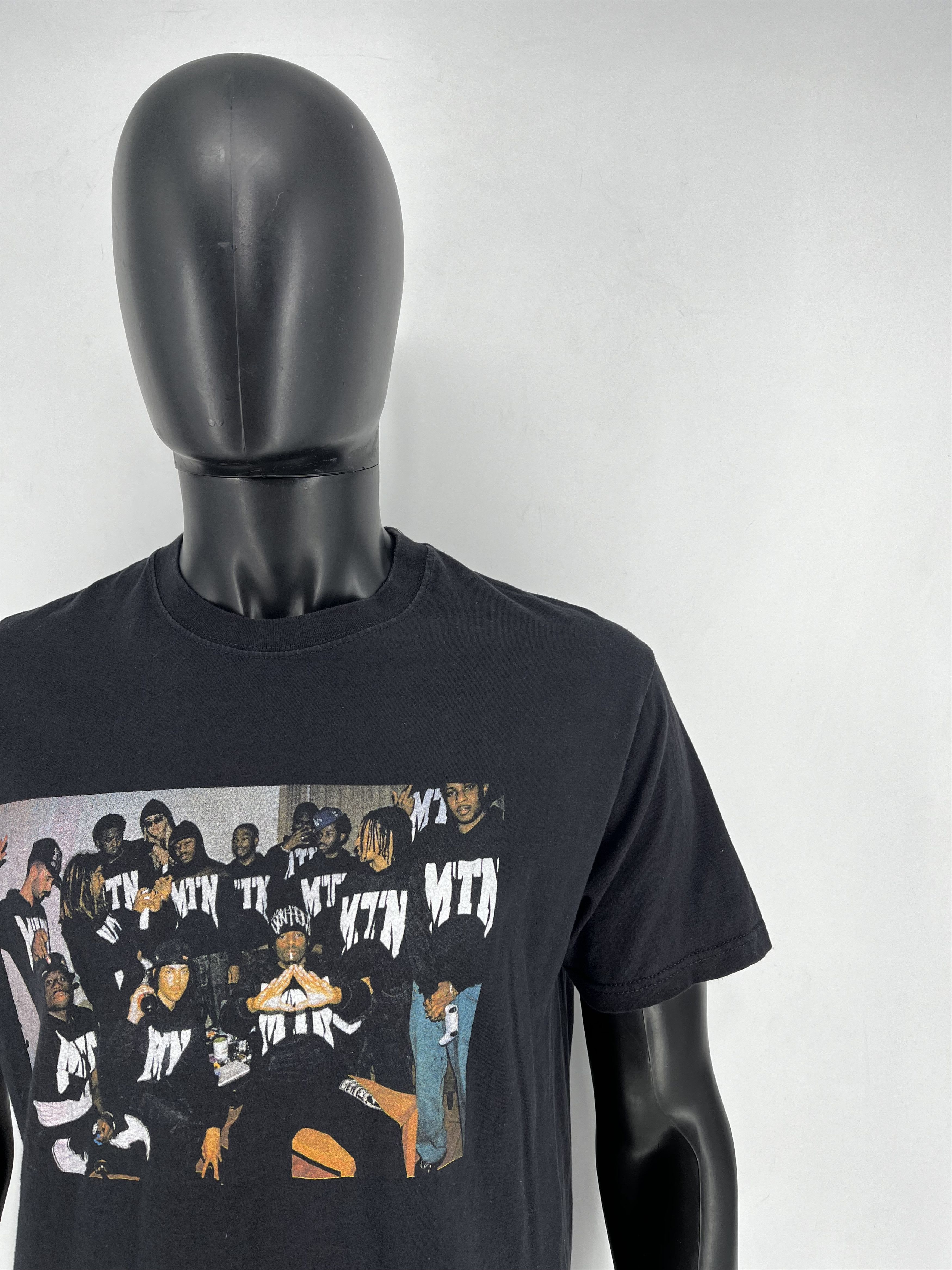 Band Tees × Rap Tees × Vintage Vintage Y2K Art Tshirt Rap Tee Band tee Streetwear Style Size US M / EU 48-50 / 2 - 7 Thumbnail