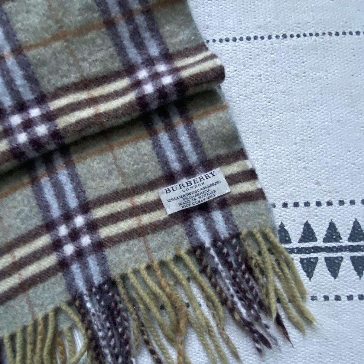 Burberry Oldmoney Vintage Burberry scarf Nova Check Luxury Size ONE SIZE - 2 Thumbnail