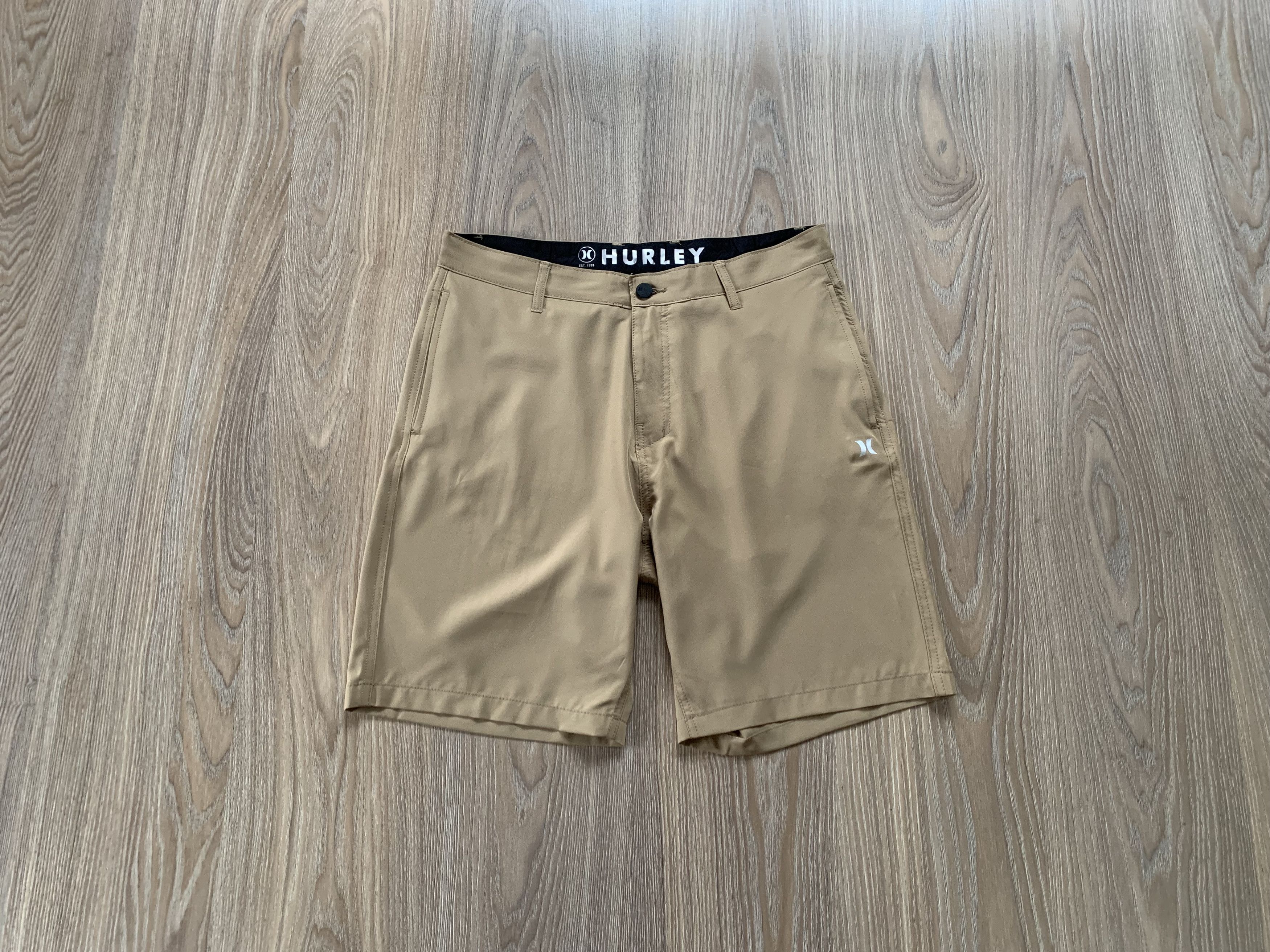 Hurley Hurley Beige Shorts Size US 34 / EU 50 - 1 Thumbnail