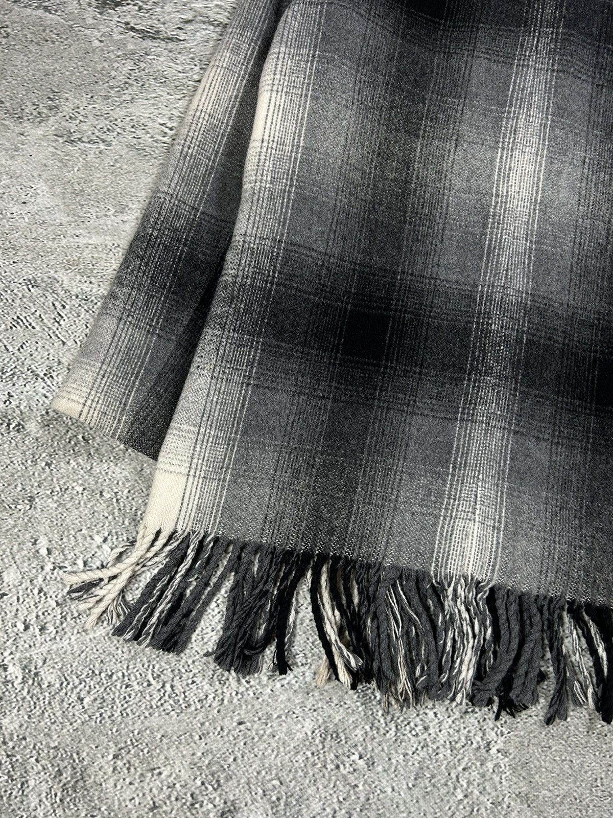 Alexander Wang Alexander Wang coat plaid wool grey with fringes Size US M / EU 48-50 / 2 - 8 Thumbnail