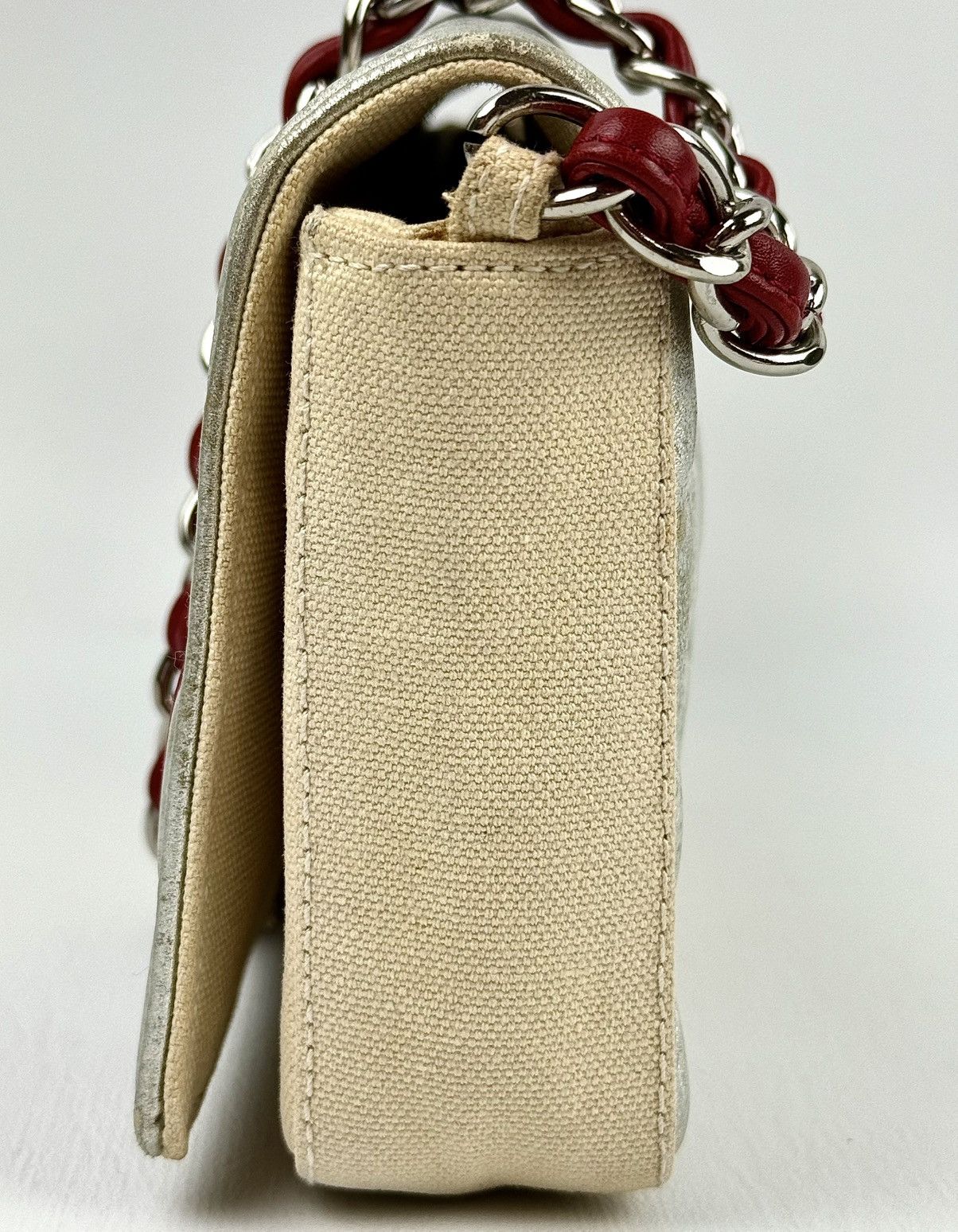 Chanel Chanel - 2002 - CC - No.5 - East - West - Chain Flap Size ONE SIZE - 11 Thumbnail