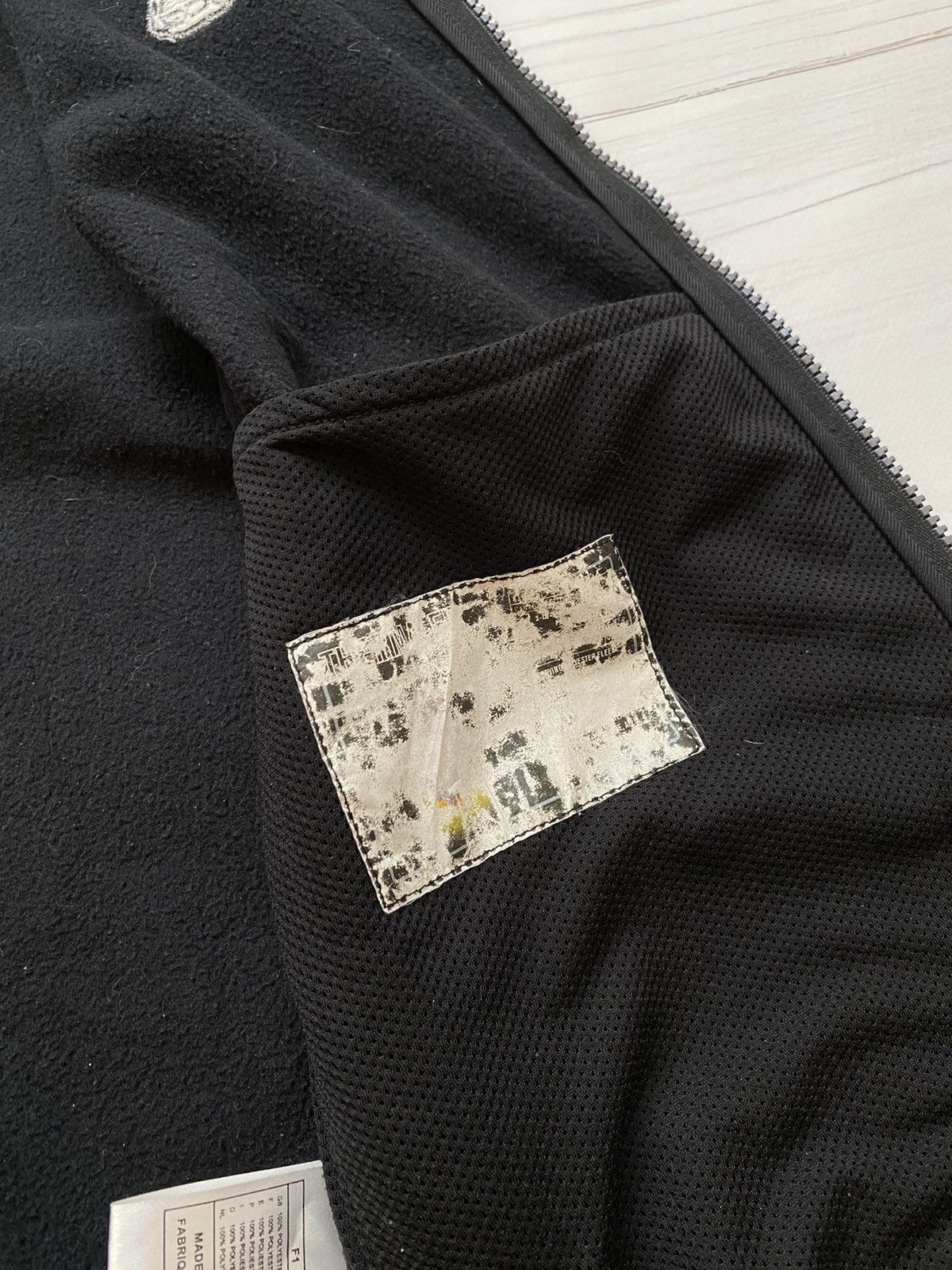 Nike ACG Vintage Nike ACG therma-fit y2k fleece vest Size US L / EU 52-54 / 3 - 6 Thumbnail