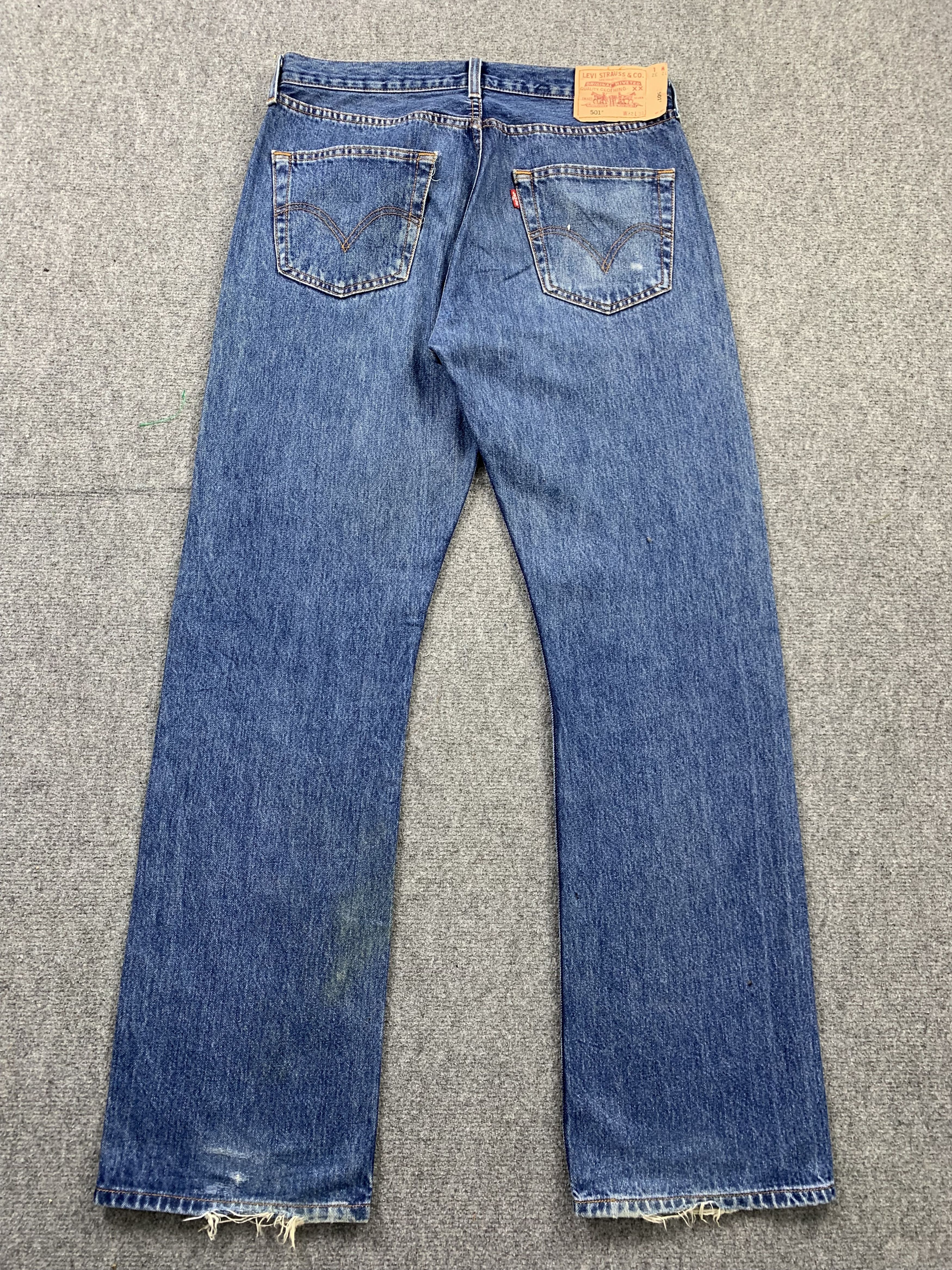 Levi's Vintage Levis 501 Faded Blue Jeans DJ0005 Size US 32 / EU 48 - 3 Thumbnail