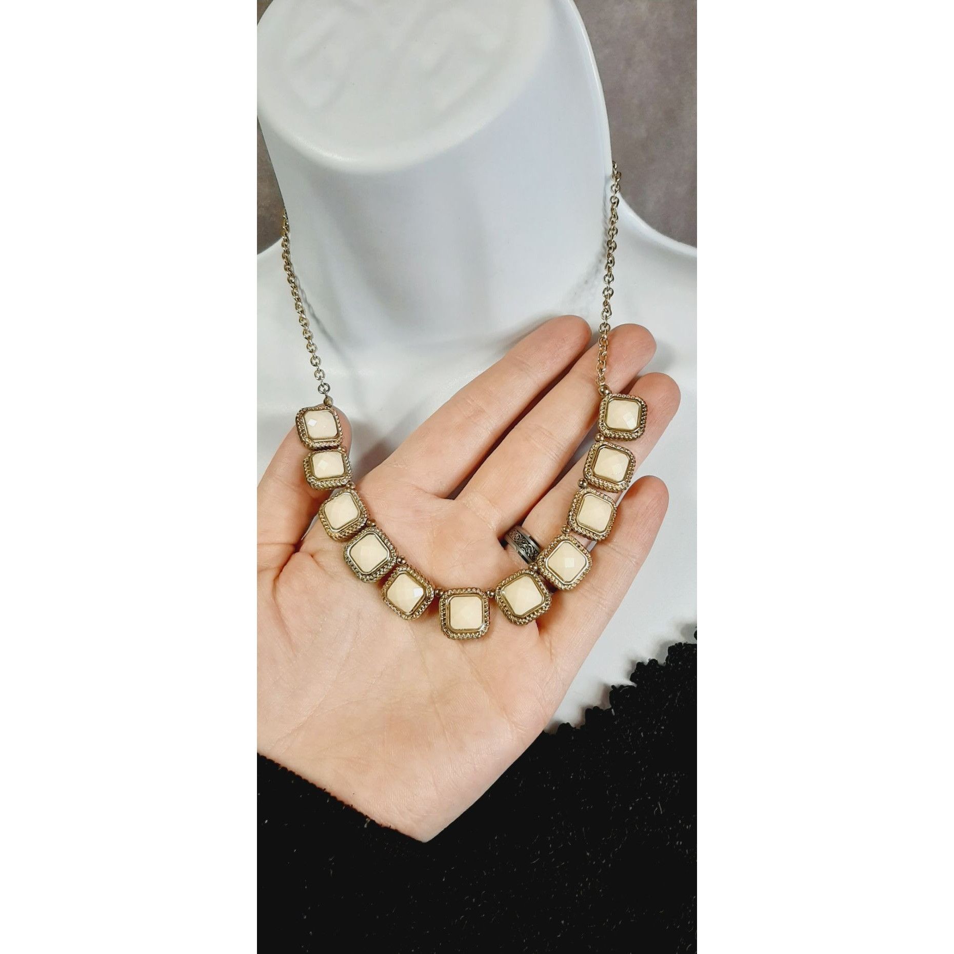 Other Geometric Square Beige Charm Necklace Size ONE SIZE - 4 Thumbnail