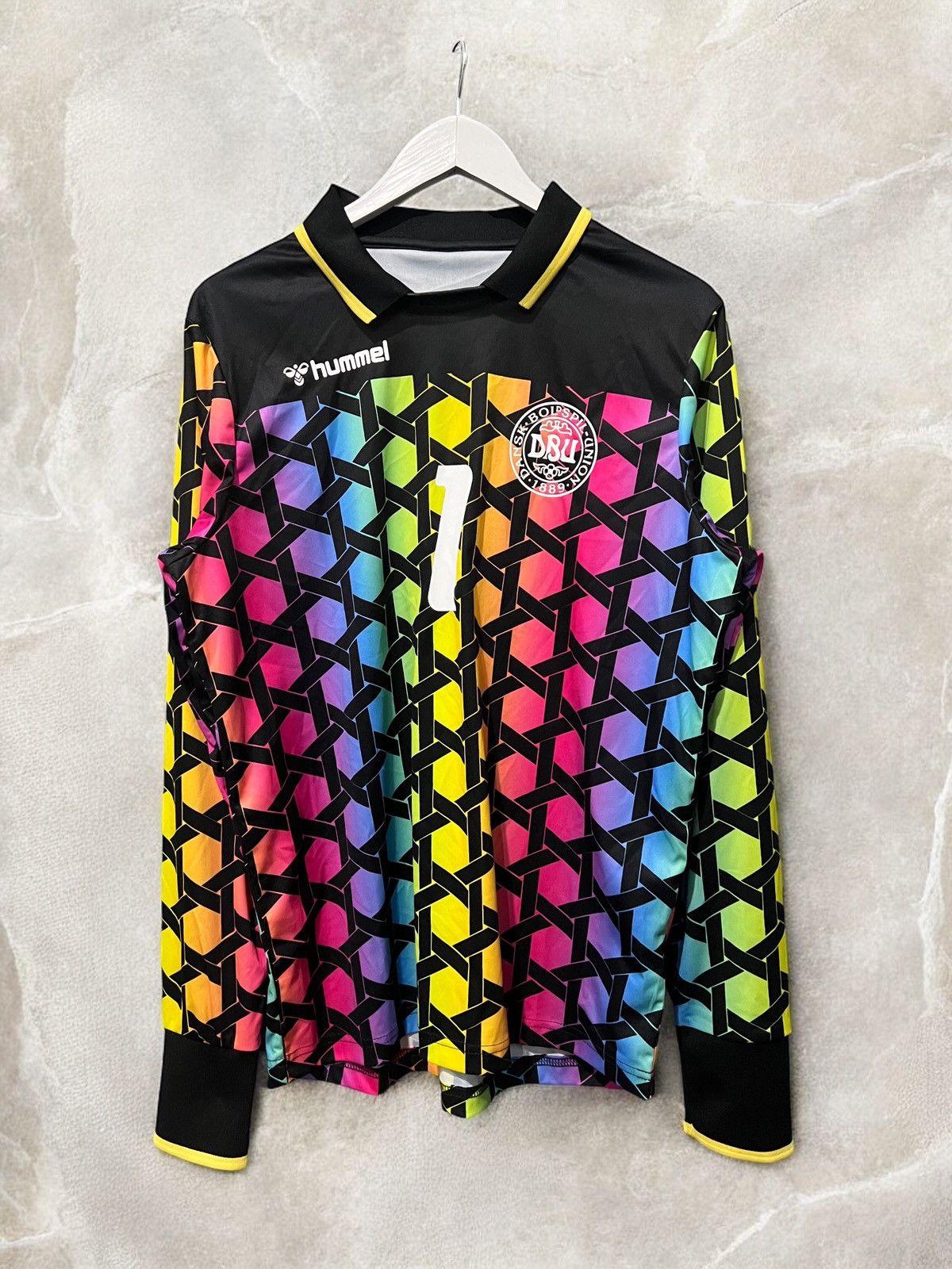 Hummel × Vintage DENMARK GOALKEEPER 1992 Jersey HUMMEL Shirt Reproduction y2k Size US M / EU 48-50 / 2 - 1 Thumbnail