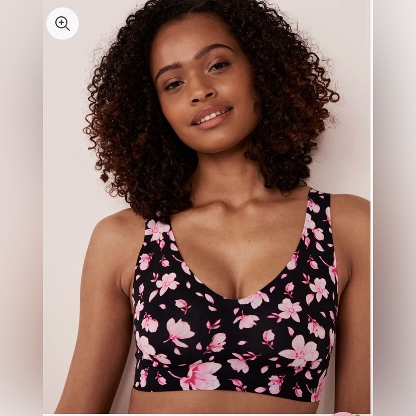 la Vie en Rose Black Floral V-Neck Bra with Pink Flowers and Panties set S Size ONE SIZE - 1 Thumbnail