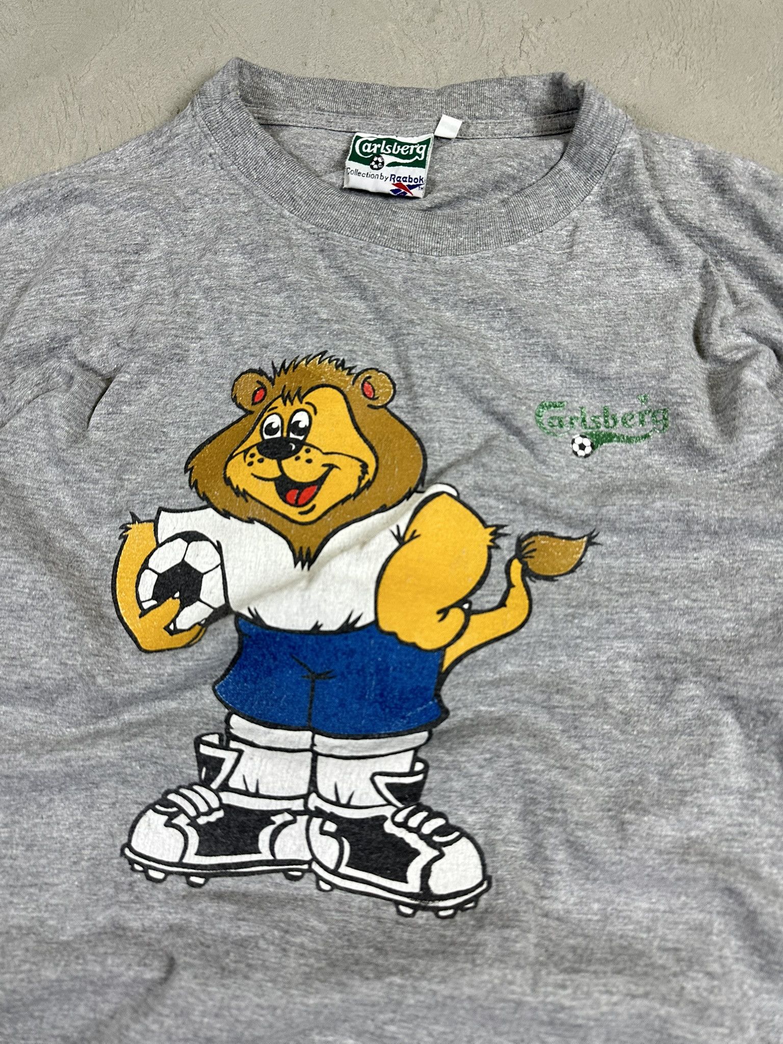 Reebok 1994 Euro Soccer Reebok Carlsberg Graphic T-shirt 90s Size US XL / EU 56 / 4 - 8 Thumbnail