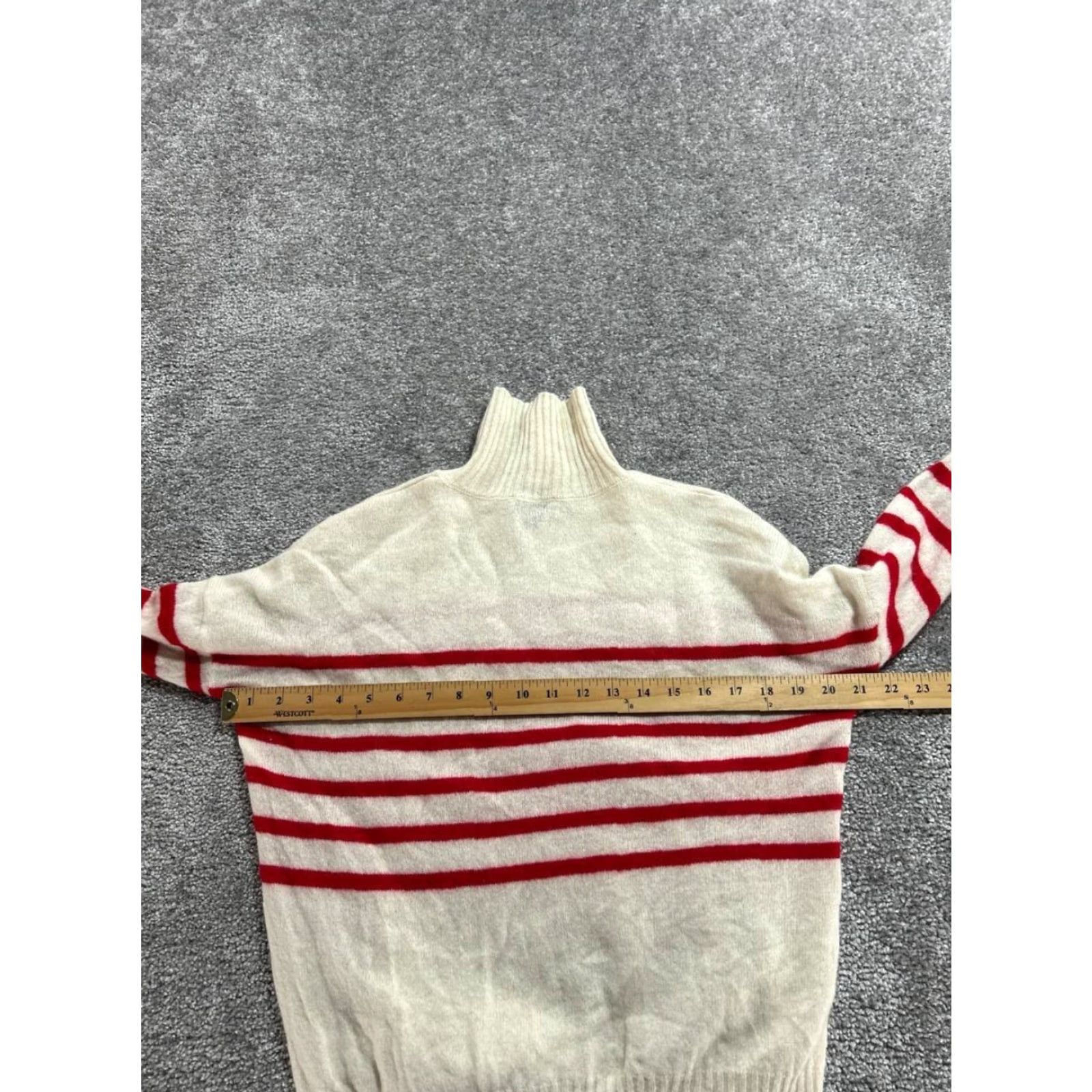 Vineyard Vines Vineyard Vines Cashmere Sweaters Womens Small Beige Stripes Cable Knit Mock Neck Pullover Casual Winter, Spring, Fall Modern Size S / US 4 / IT 40 - 4 Thumbnail
