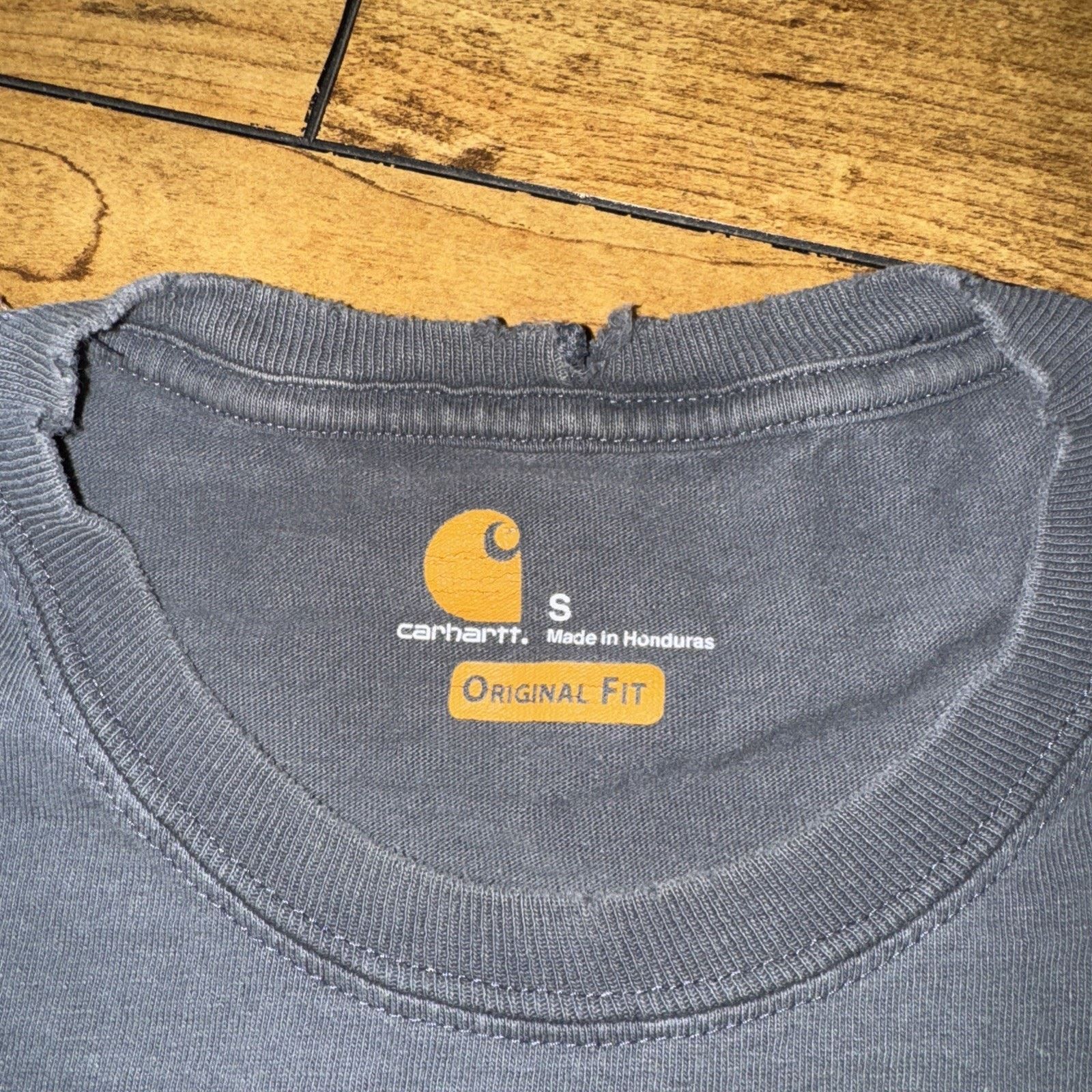 Carhartt × Vintage Carhartt Pocket T-Shirt Grey Small 19x27 Distressed Size US S / EU 44-46 / 1 - 3 Thumbnail