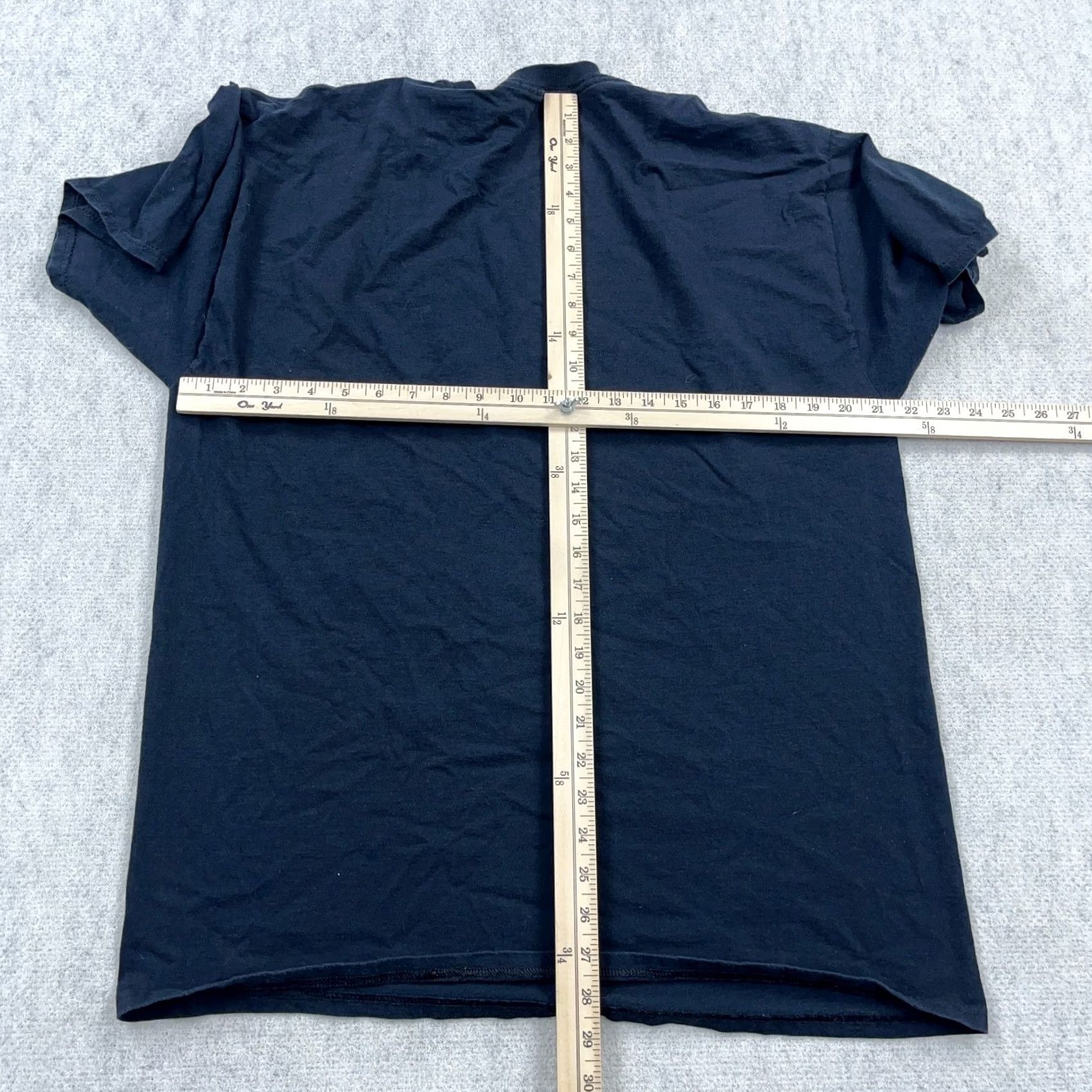 Gildan VINTAGE Gildan T-Shirt Men XL Black Nature Graphic Print Biker Motorcycle Wolf 80s Retro Skull Thunder Lightning Shirt XS? Size US XL / EU 56 / 4 - 6 Thumbnail