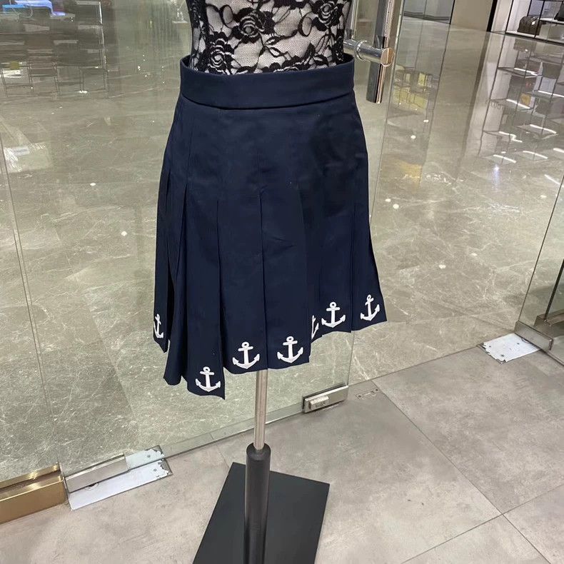 Thom Browne Thom Browne Blue Navy anchor embroidered pleated skirt Size 27" / US 4 / IT 40 - 1 Thumbnail
