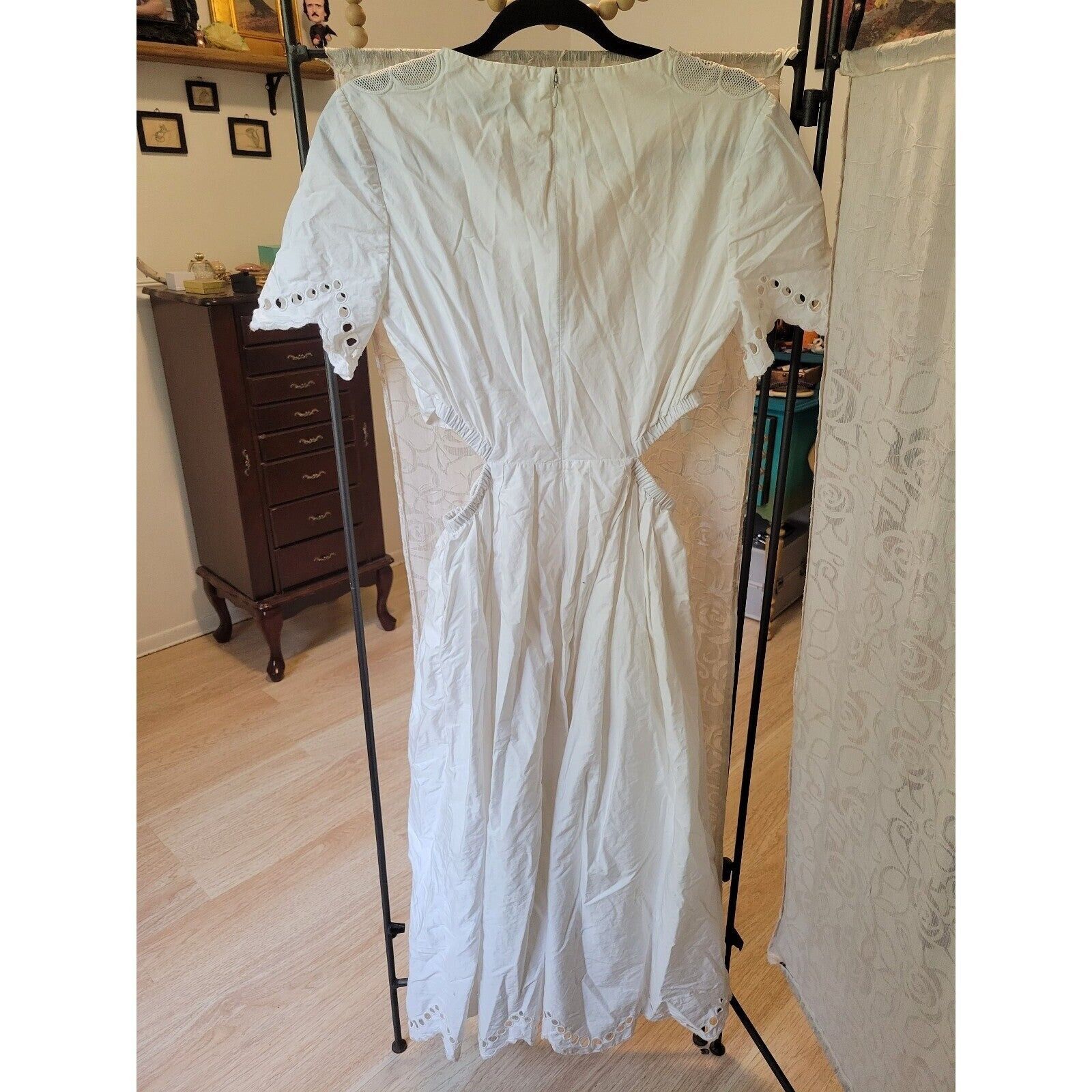 Self-Portrait RTR sz 8 white self portrait broderie scallop cut out dress Size M / US 6-8 / IT 42-44 - 8 Thumbnail
