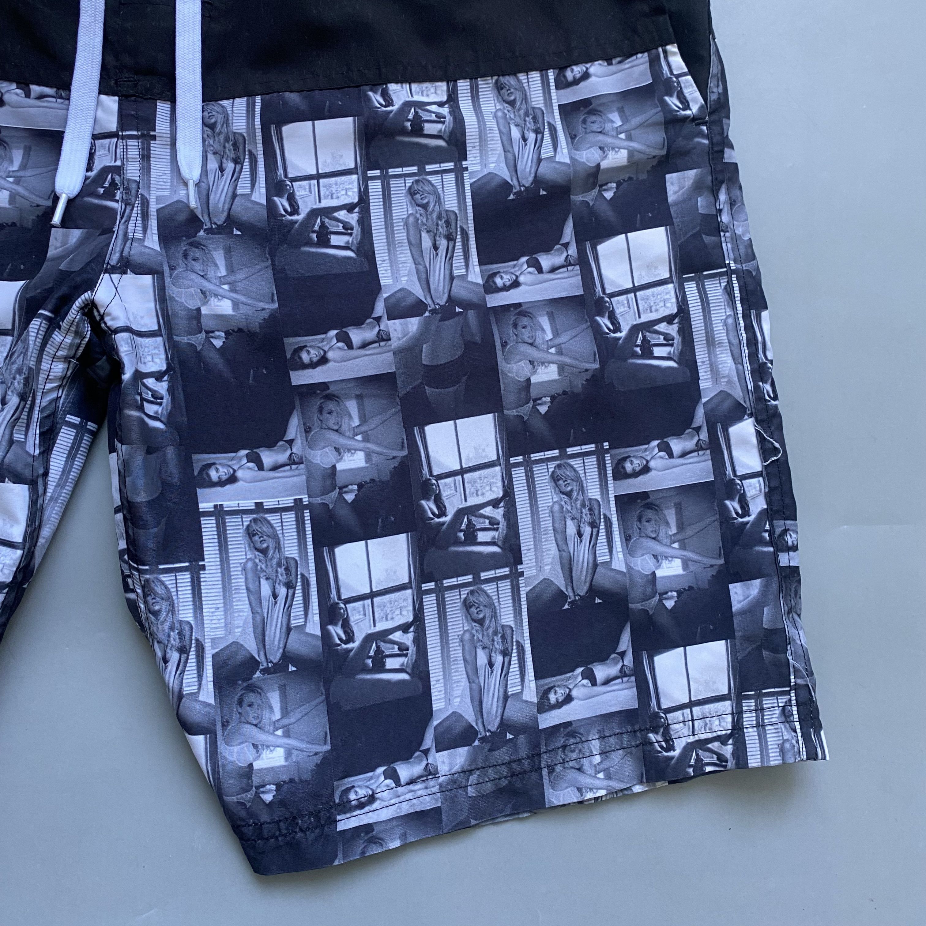 Playboy 🏝️Vintage PLAYBOY style swim shorts Surf style Size US 38 / EU 54 - 2 Thumbnail