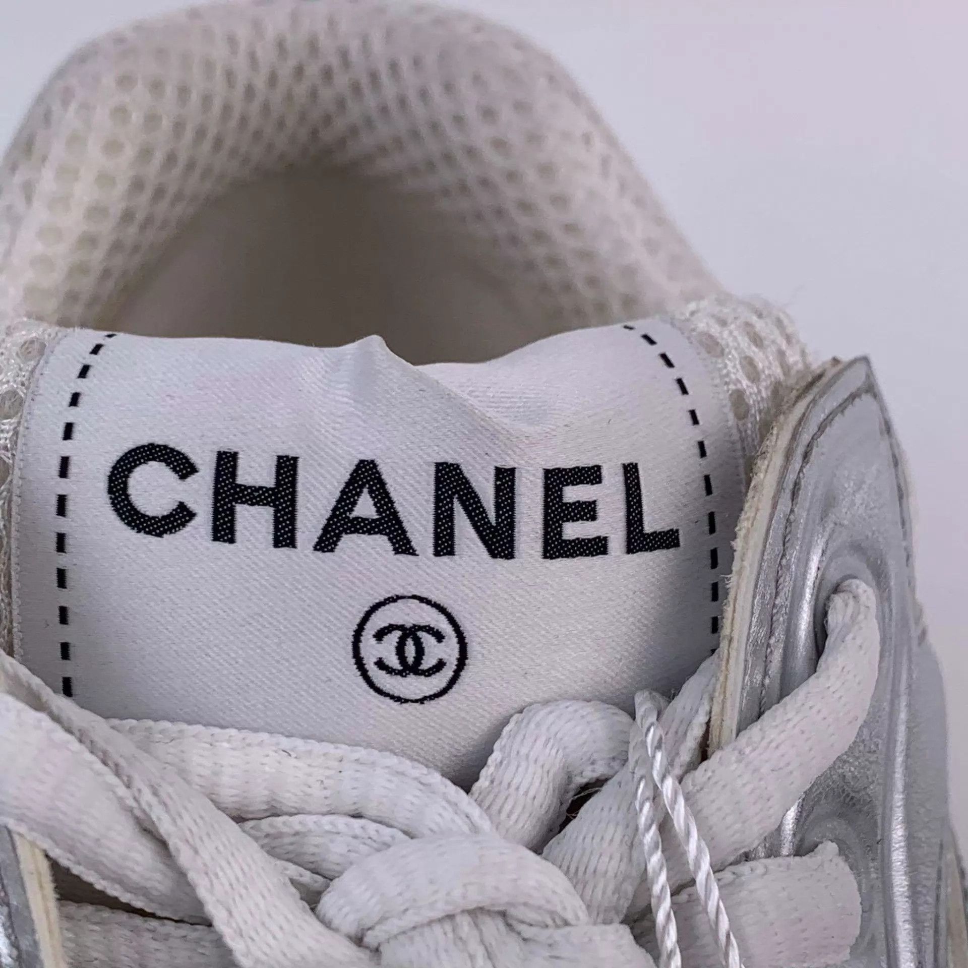 Chanel CHANEL Silver Horn King sneakers 38 260423ZXYMM01 Size US 7.5 / IT 37.5 - 8 Thumbnail