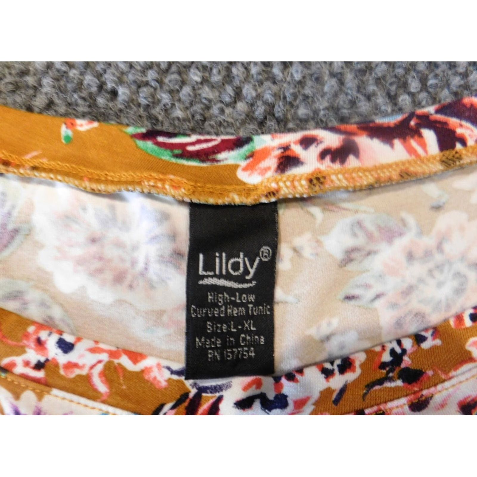 Vintage Lildy Womens Blouse L Orange Floral Stretch Top Crew Neck Short Sleeve Pullover Casual Regular Polyester Rayon Button-Up Vintage No Size L / US 10 / IT 46 - 4 Thumbnail
