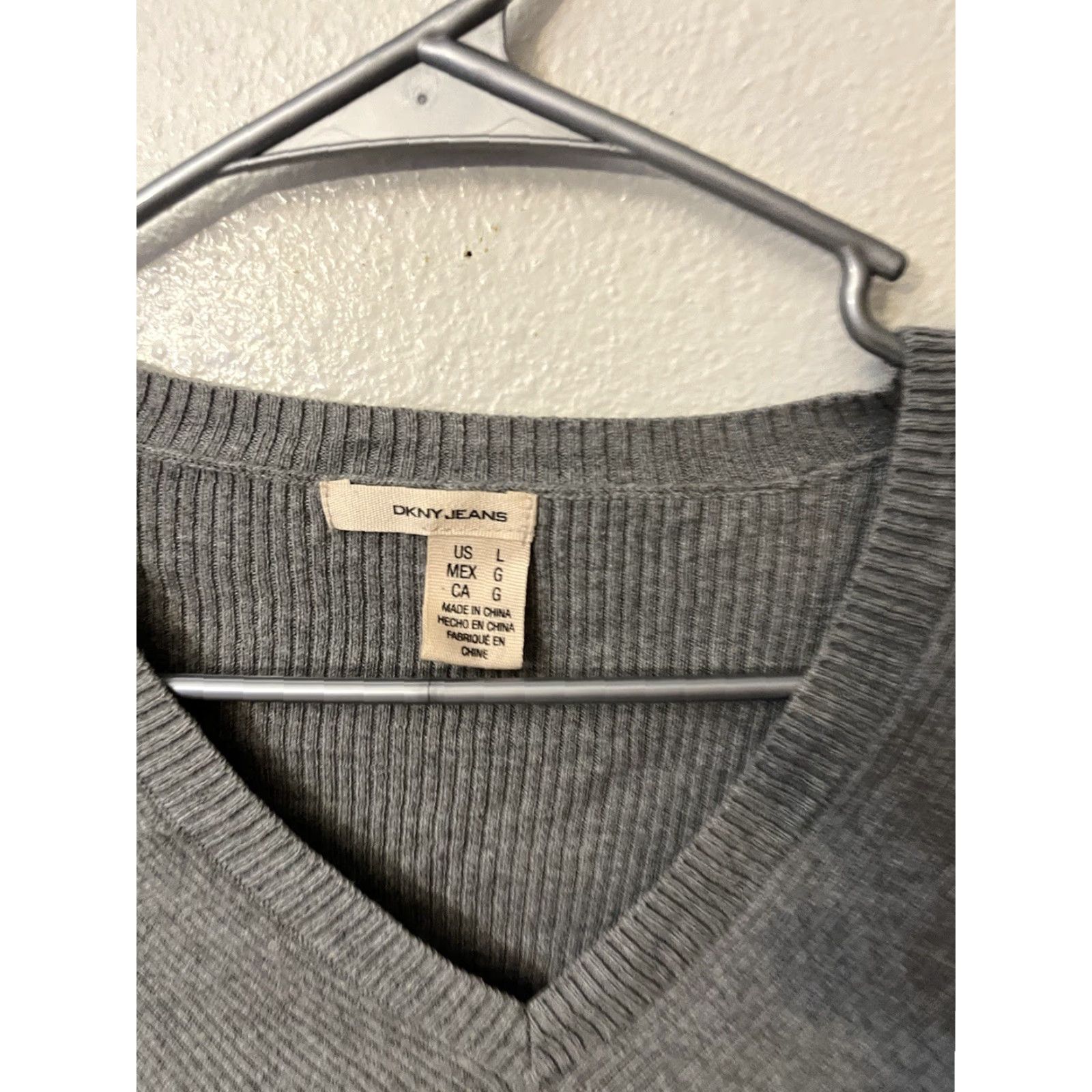 DKNY DKNY Jeans Women's V Neck Knit Ribbed Sweater Long Sleeve Gray Size Large Size L / US 10 / IT 46 - 3 Thumbnail