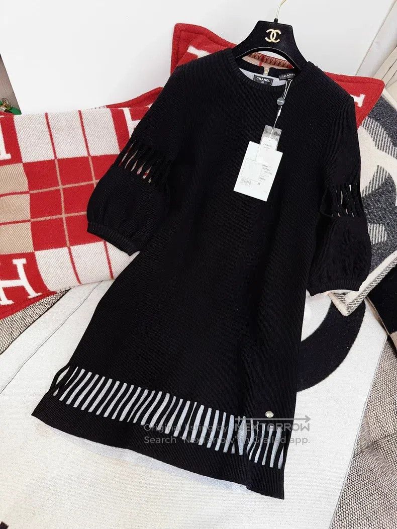 Chanel Chanel Black lantern sleeve hollow dress Size XS / US 0-2 / IT 36-38 - 9 Thumbnail