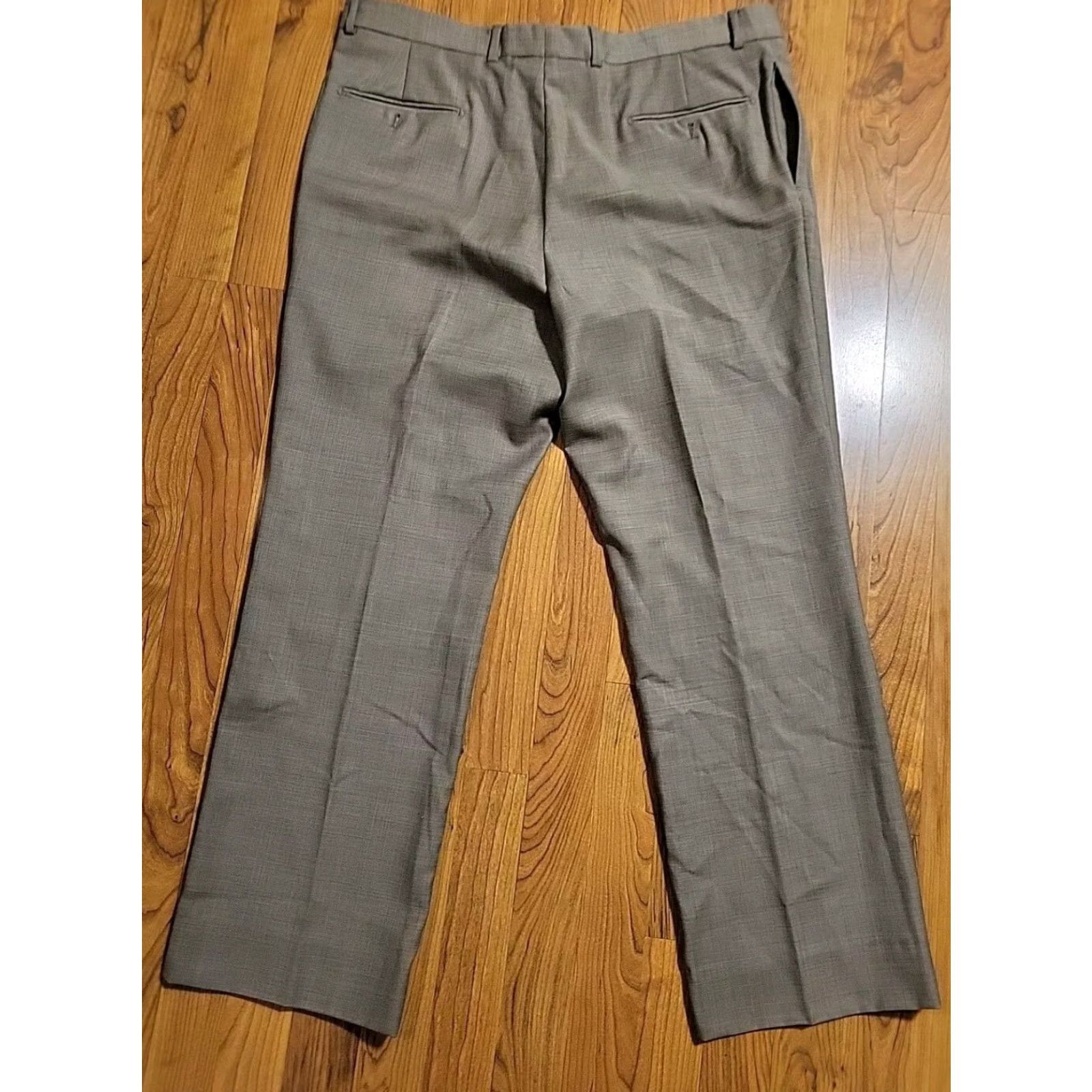 Tommy Hilfiger Tommy Hilfiger Pants Dress Flat Front 100% Wool Brown 40 x 31.5" Men Regular Adult Mens Size US 40 / EU 56 - 3 Thumbnail