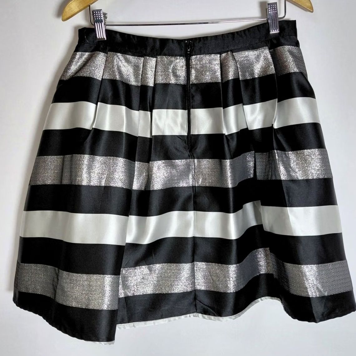 Vintage My Michelle Skirt Black Silver Striped Lightweight Short Mini Size 13 Women Size 34" / US 12 / IT 48 - 2 Thumbnail