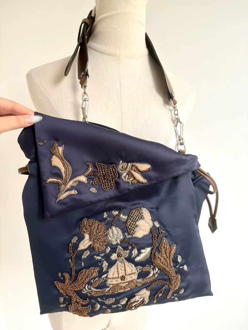 Vivienne Westwood Vivienne Westwood size os Mid-old blue silk embroidered Sat Size ONE SIZE - 1 Thumbnail