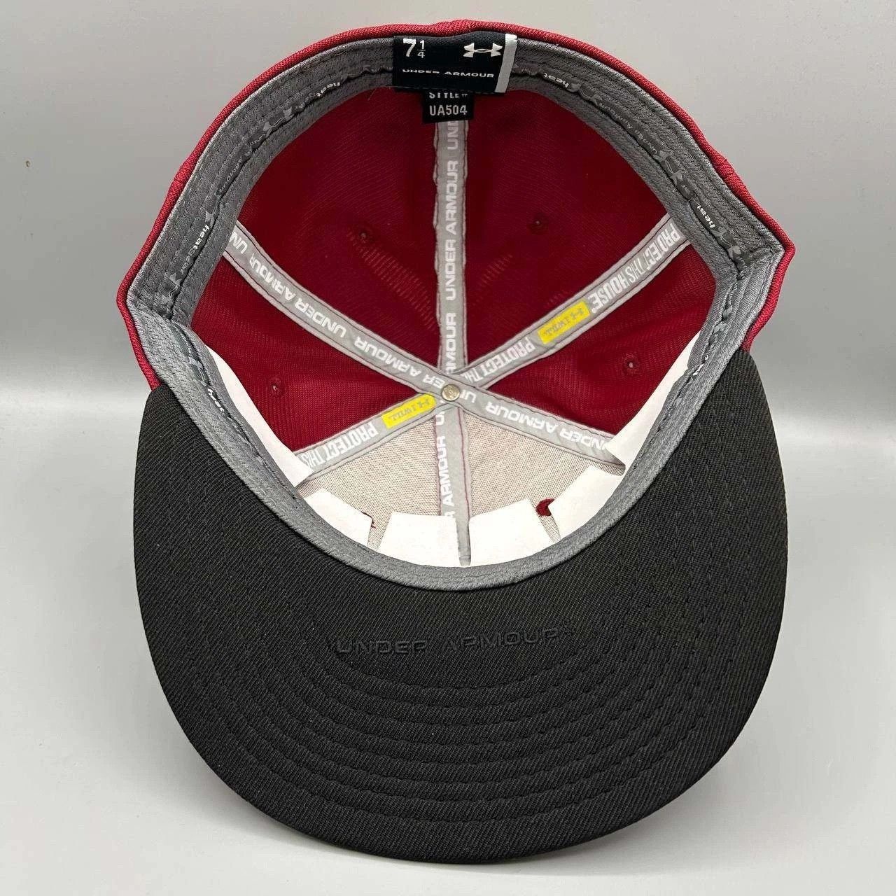 Under Armour South Carolina Gamecocks Hat Men 7 1/4 NCAA Fitted Cap New Size ONE SIZE - 2 Thumbnail