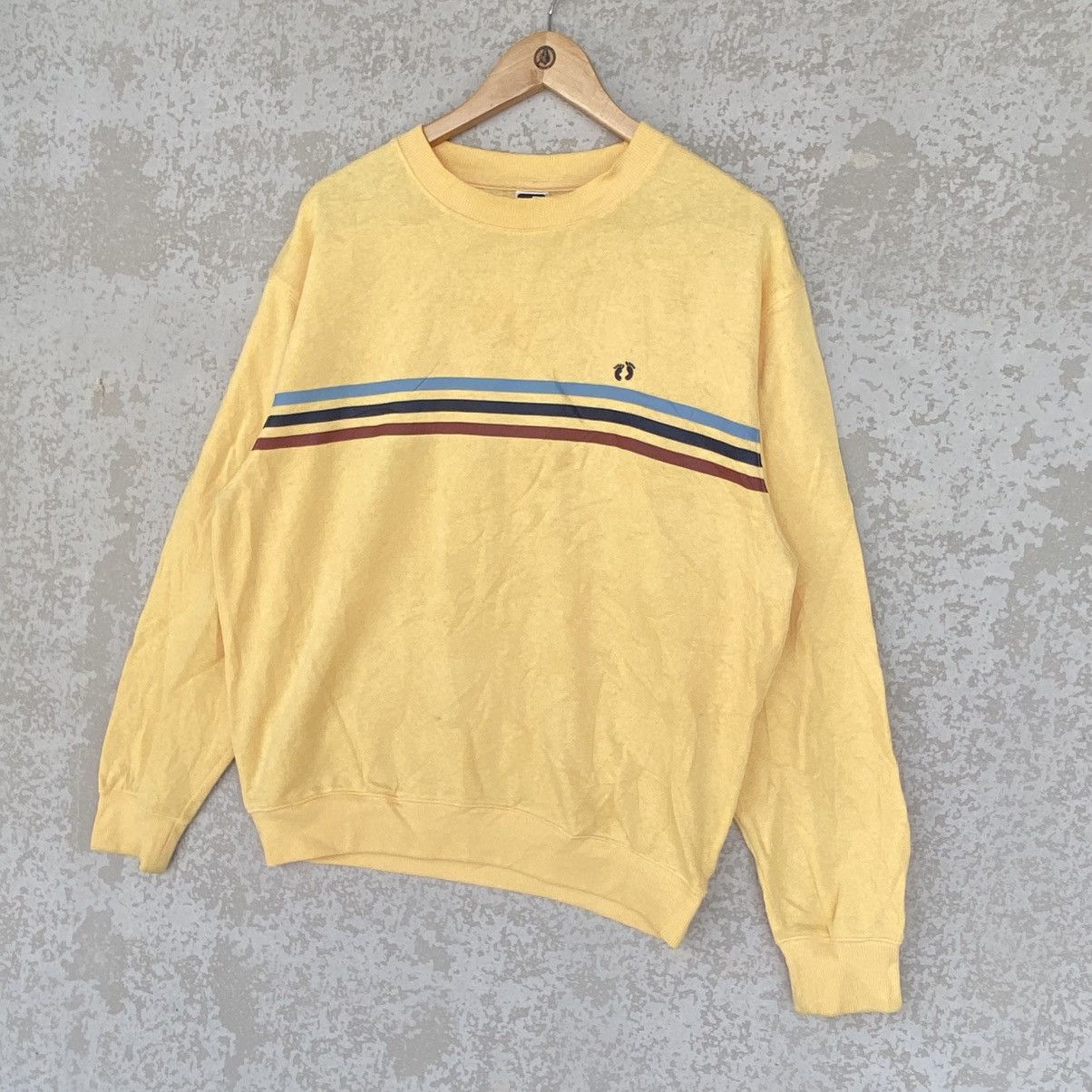 Other Vintage Hang Ten Printed Crewneck Sweatshirt Yellow Size L Size US L / EU 52-54 / 3 - 2 Thumbnail