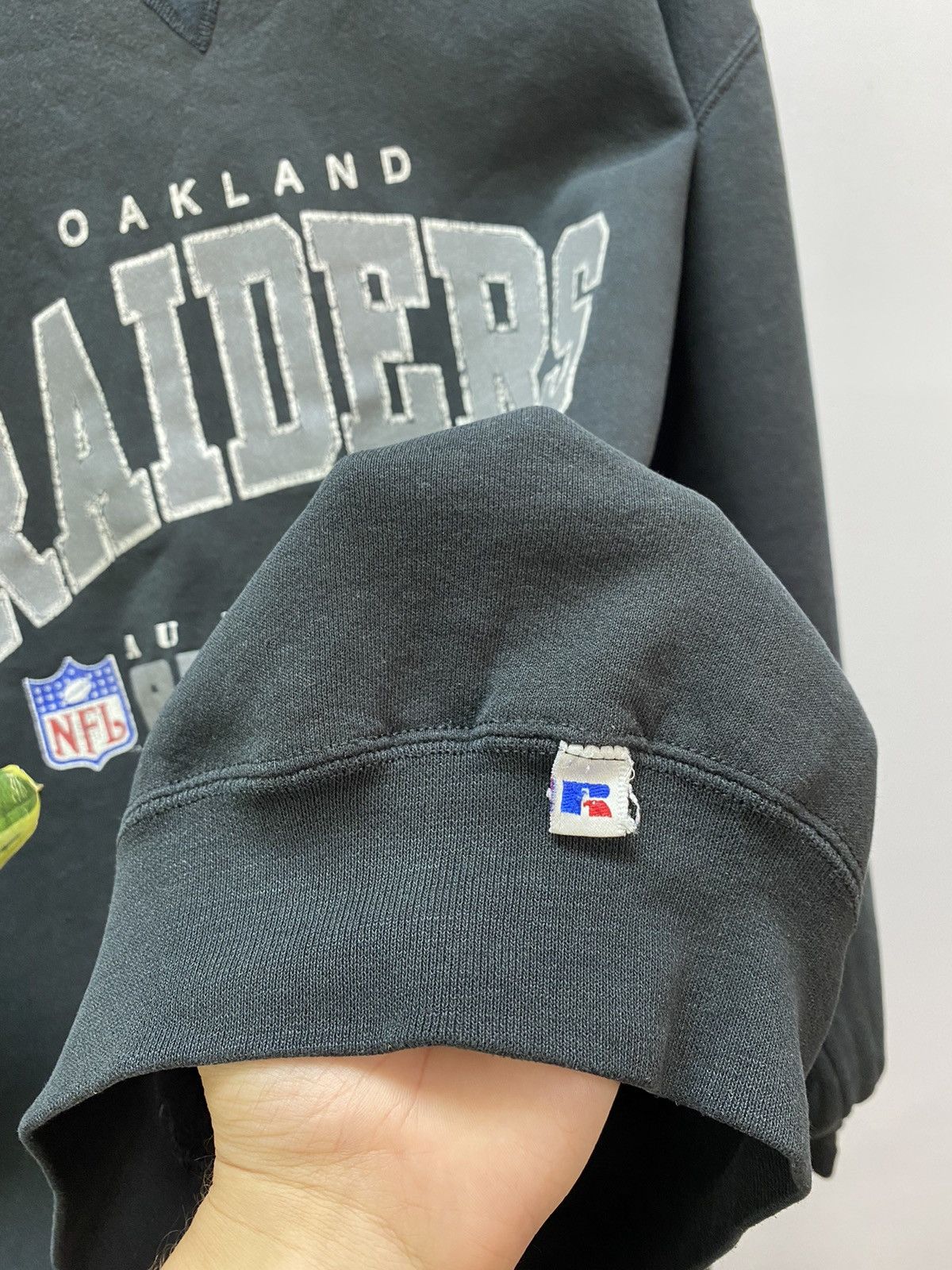 NFL × Russell Athletic × Vintage 1995 RAIDERS FOOTBALL SWEATSHIRT / MADE IN USA RUSSELL Size US XXL / EU 58 / 5 - 10 Thumbnail