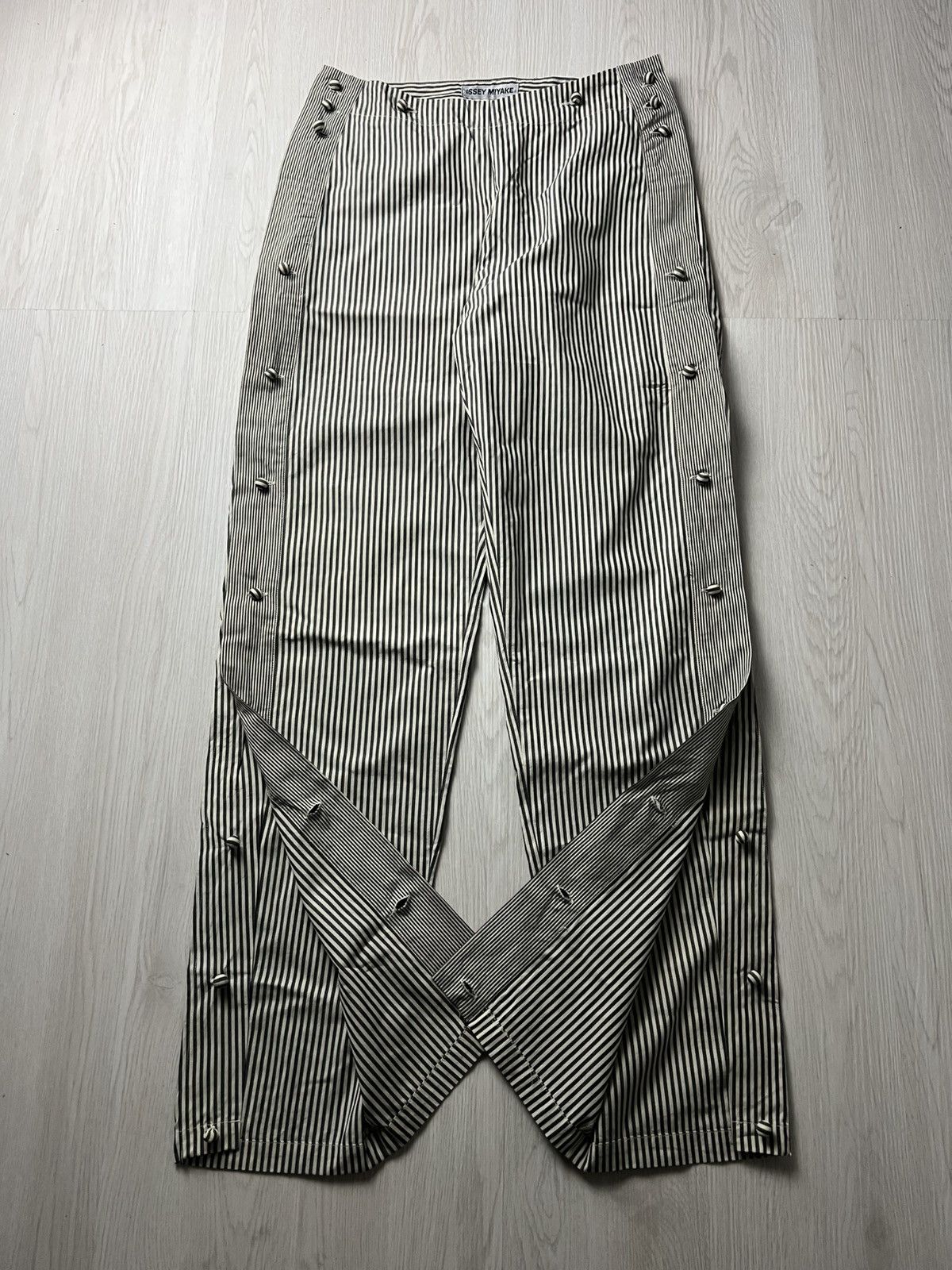 Issey Miyake Rare Issey Miyake Side Button Stripe Pants Size US 28 / EU 44 - 1 Thumbnail