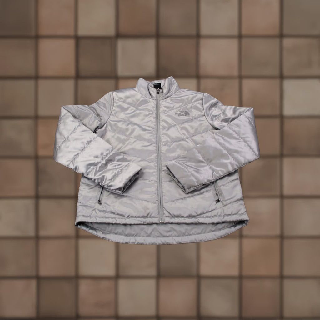 The North Face The North Face Jacket Womens M Gray Puffer Zip Inner Pockets Quilted Lightweight Outdoor Winter Fall Size M / US 6-8 / IT 42-44 - 1 Thumbnail