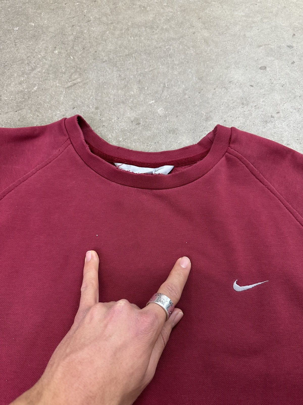 Vintage vintage nike swoosh paint splatter crewneck xl Size US XL / EU 56 / 4 - 9 Thumbnail